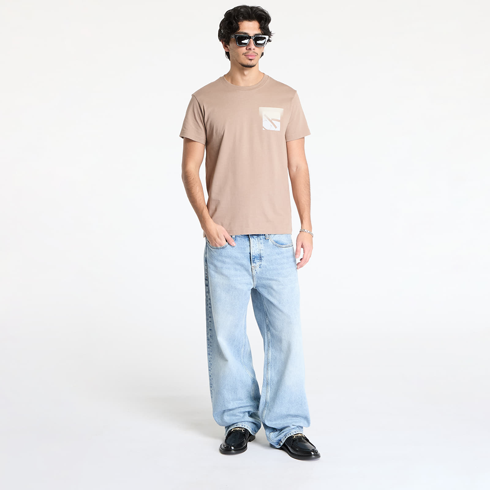 Men's T-shirts Calvin Klein Jeans Soft Box Monogram Tee Taupe Gray