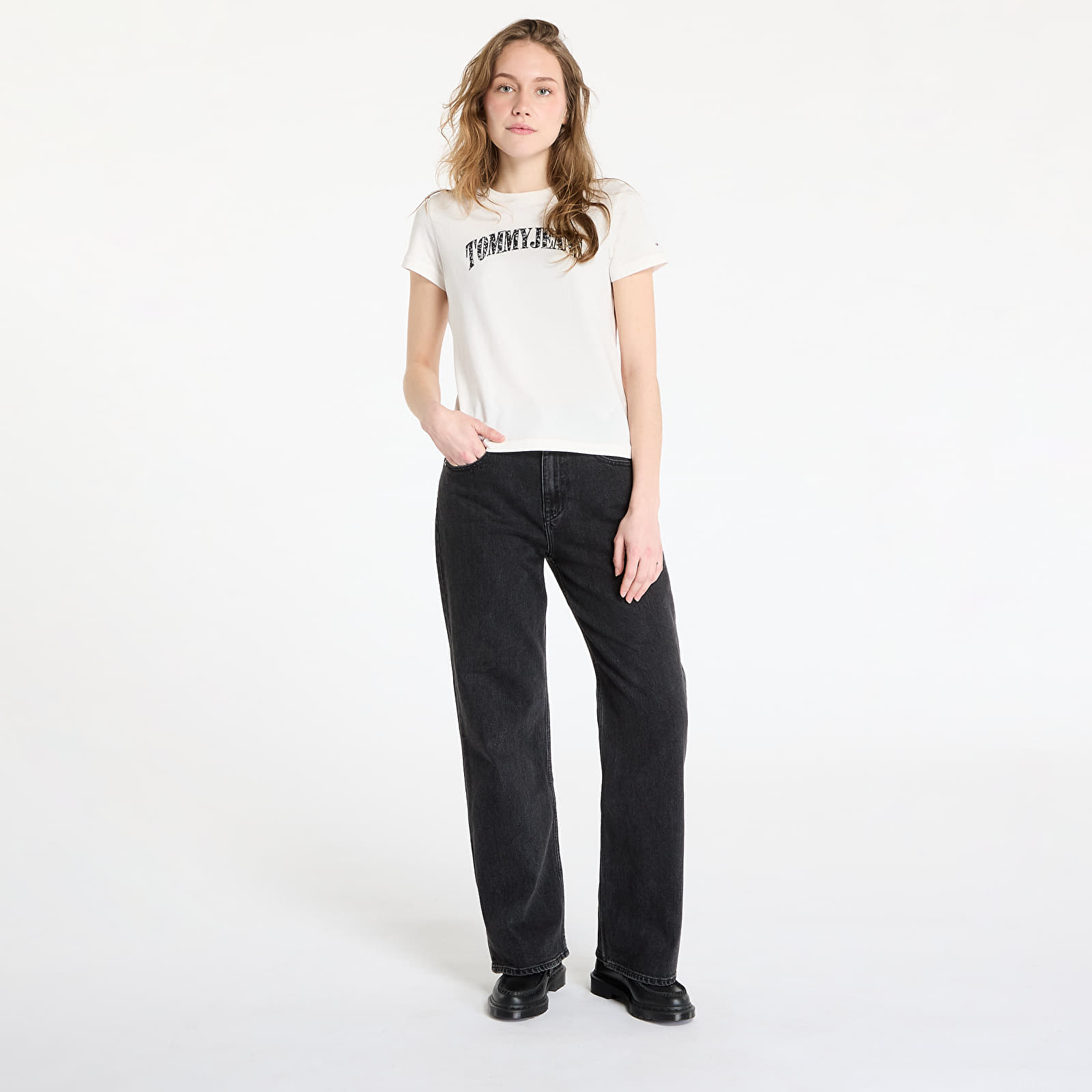 Women's T-shirts Tommy Jeans Regular Floral Varsity Tee White