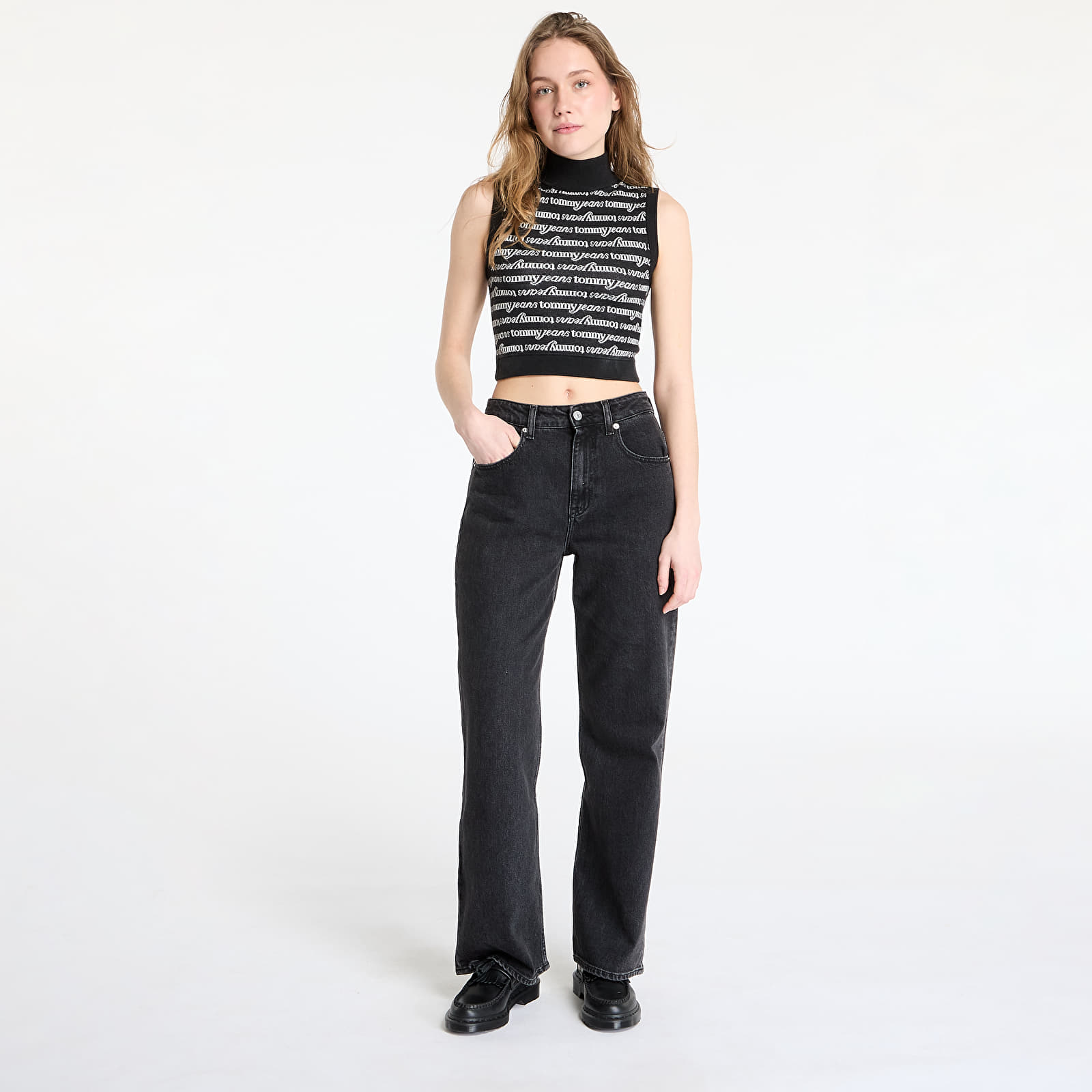 Women's jeans Tommy Jeans Mia Mid Rise Relaxed Straight Jeans Denim Black