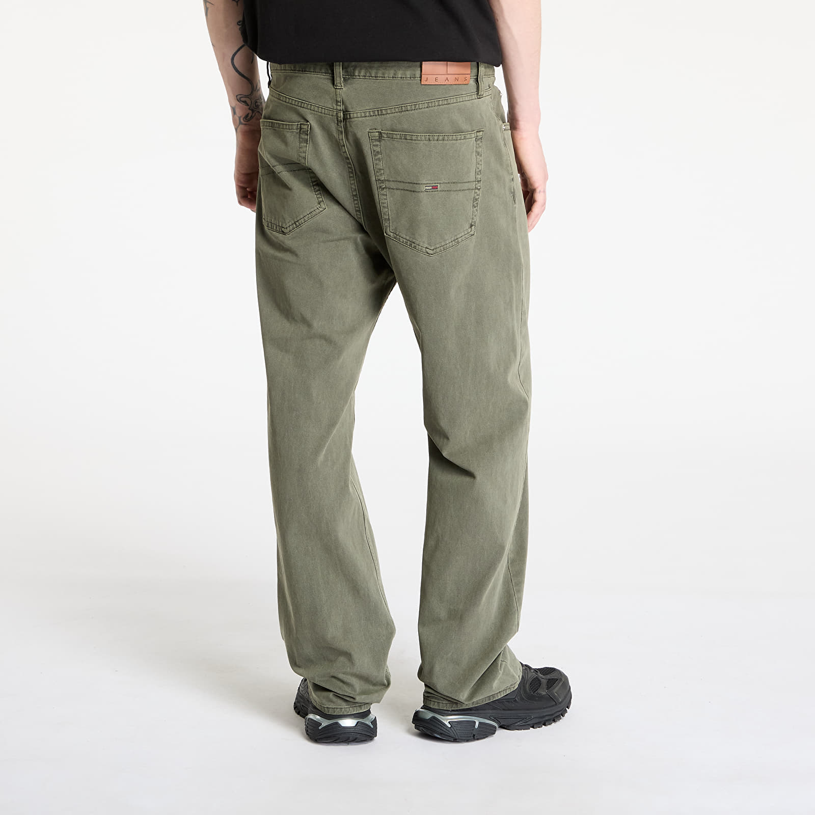 Heren jeans Tommy Jeans Otis 5 Pocket Twill Pants Fatigue Green