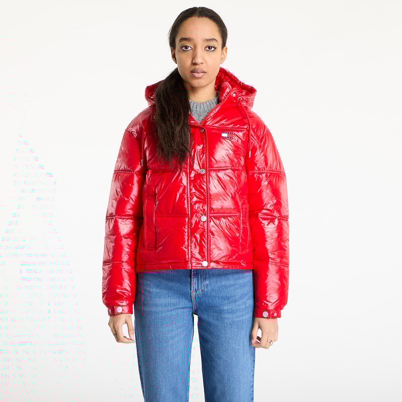Ženske jakne Tommy Jeans Shiny Hooded Badge Jacket Red