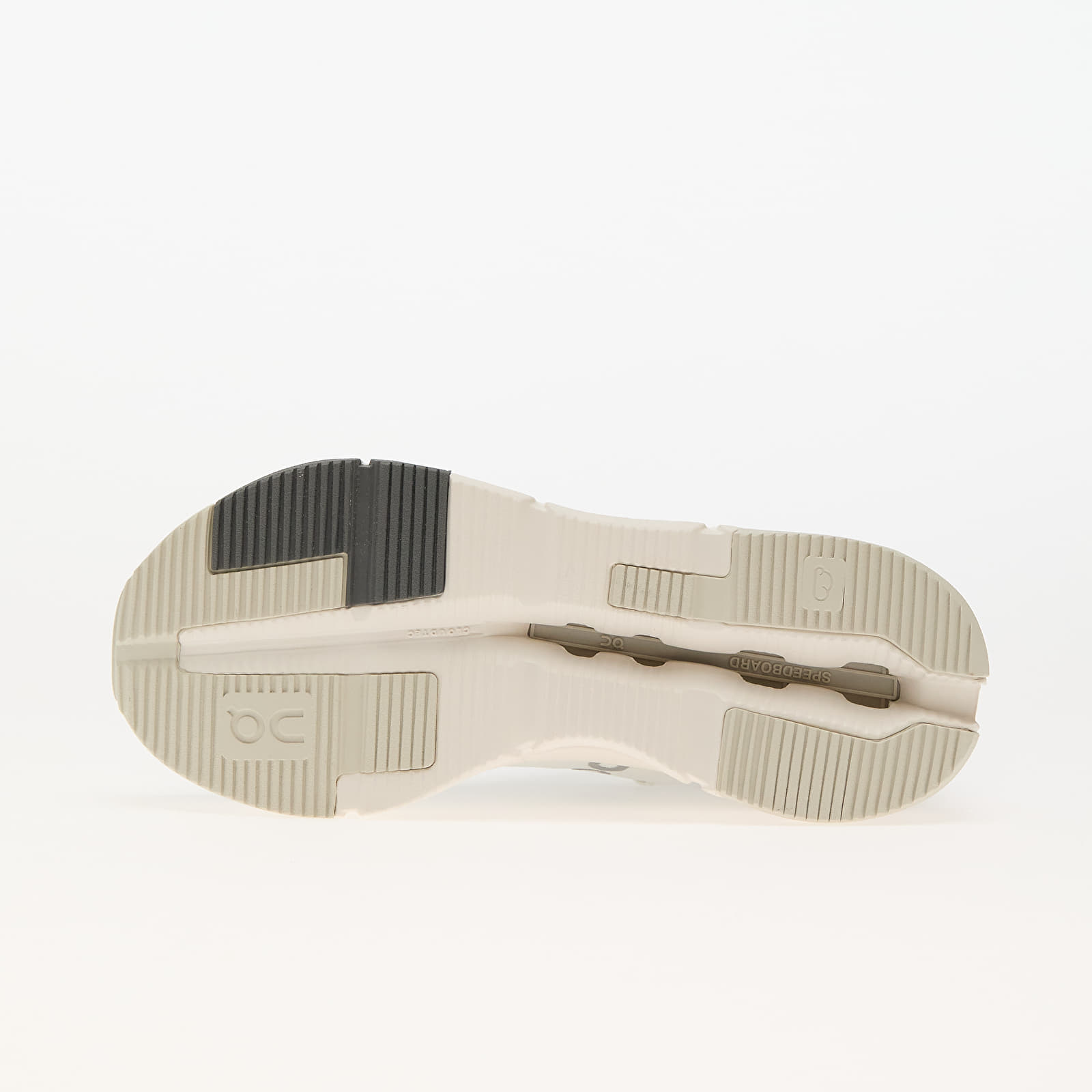 Naiste tossud ja kingad On W Cloudnova 2 Ice/ Sand