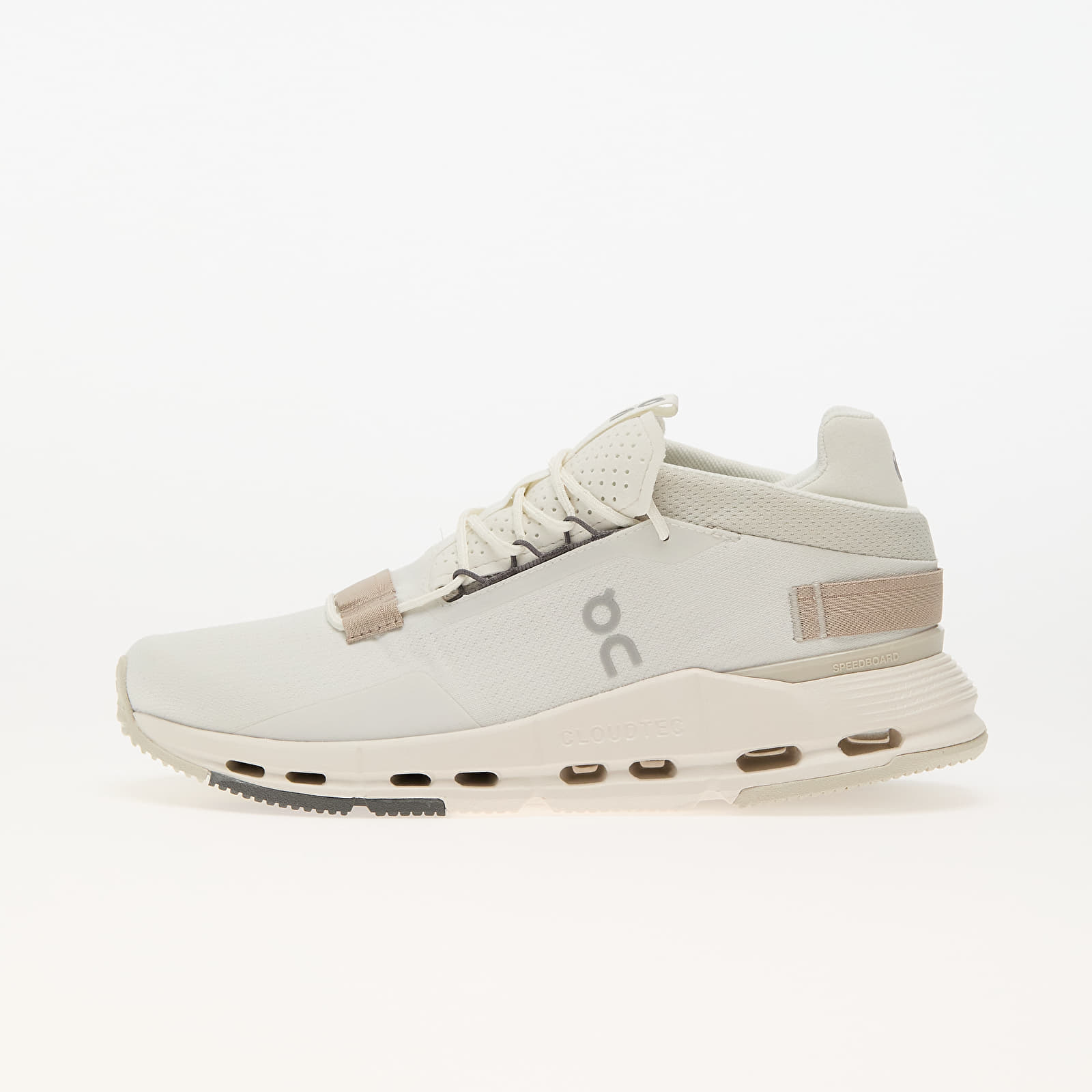 Meeste tossud ja kingad On M Cloudnova 2 Ice/ Sand
