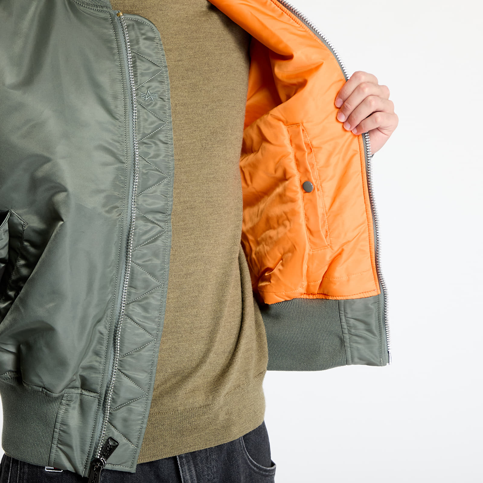 Kurtki Alpha Industries Inc. MA-1 Heritage Vintage Green
