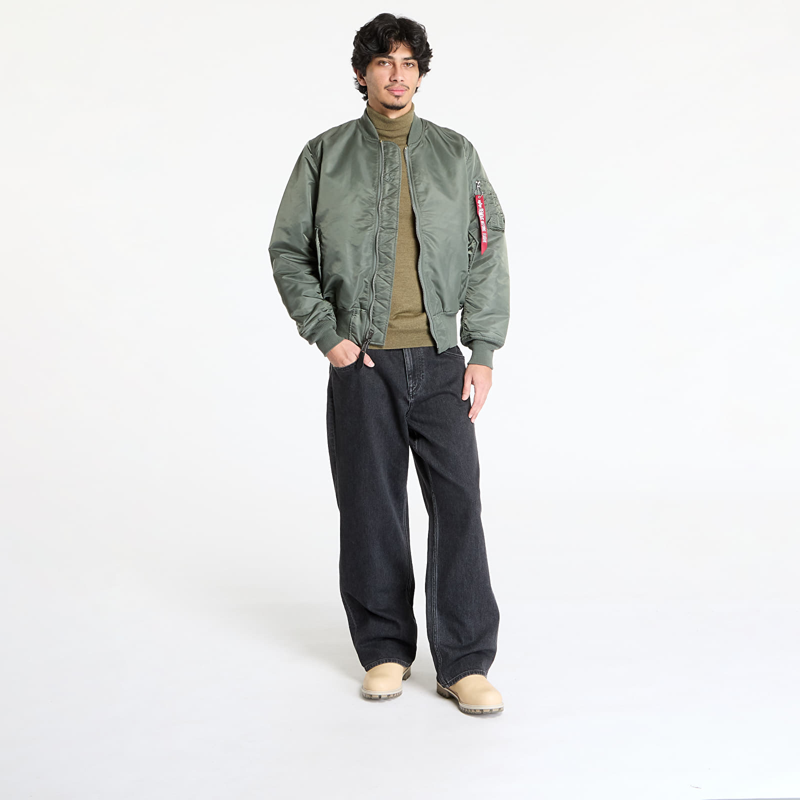 Kurtki Alpha Industries Inc. MA-1 Heritage Vintage Green