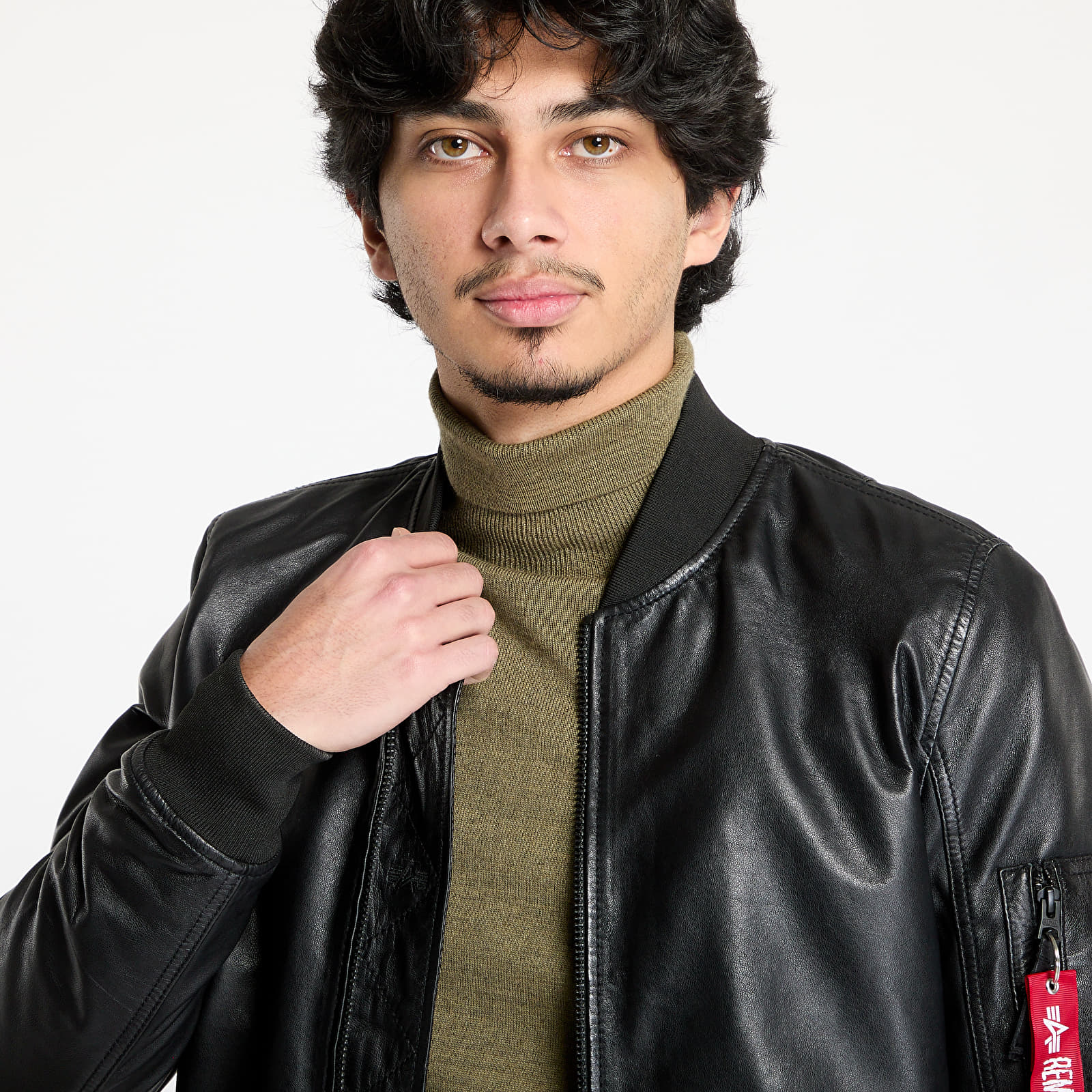 Jacken Alpha Industries Inc. MA-1 Leather Black