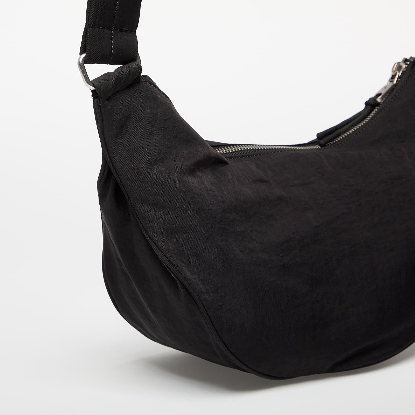 Torbe za rame Calvin Klein Jeans Luna Nylon Sling Bag Black