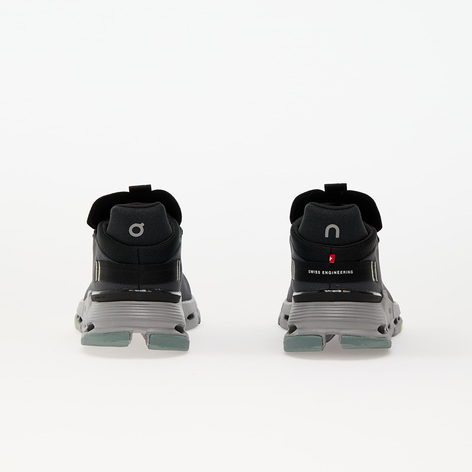 Women's sneakers and shoes On W Cloudnova 2 Eclipse/ Alloy