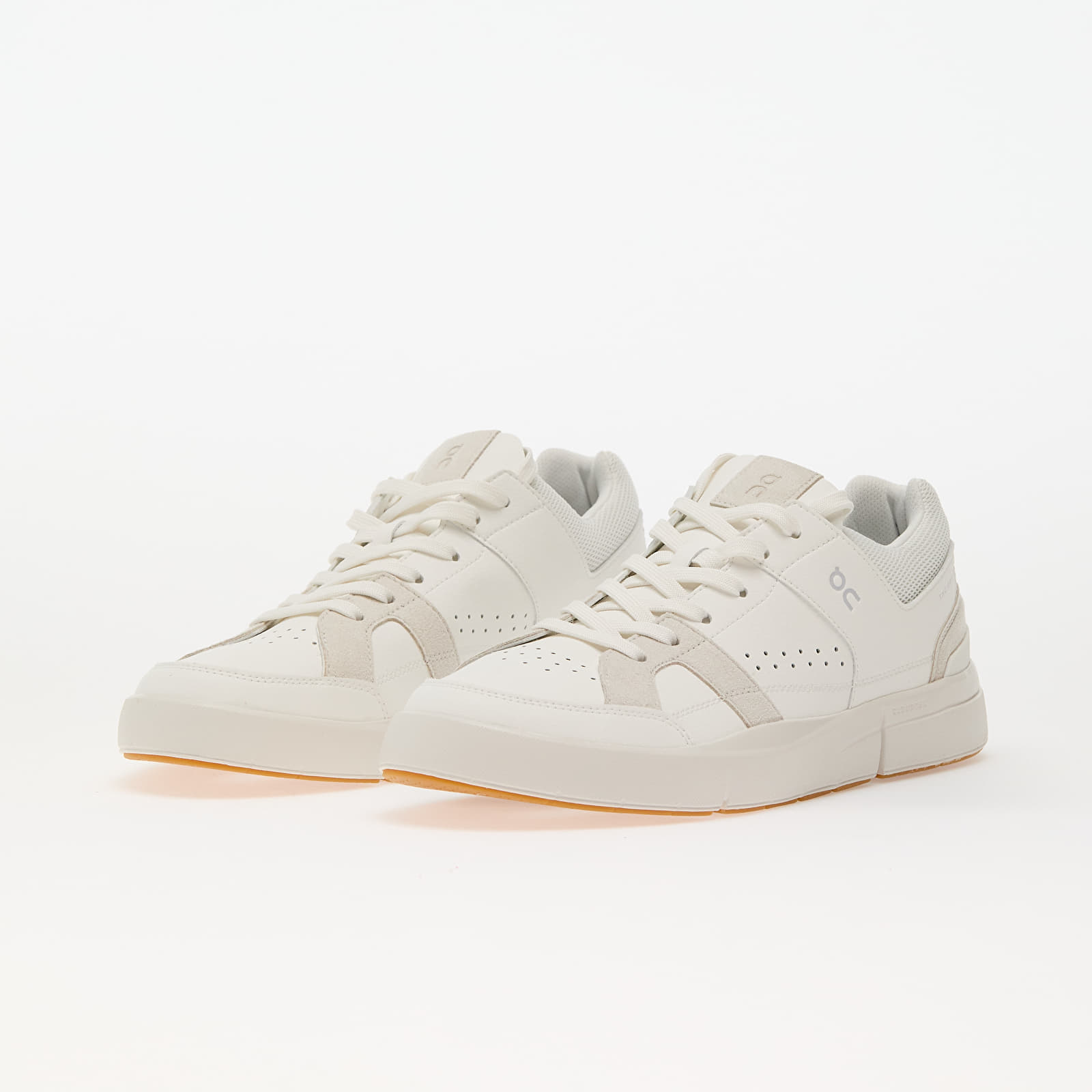 Men's sneakers and shoes On M The Roger Clubhouse White/ Sand