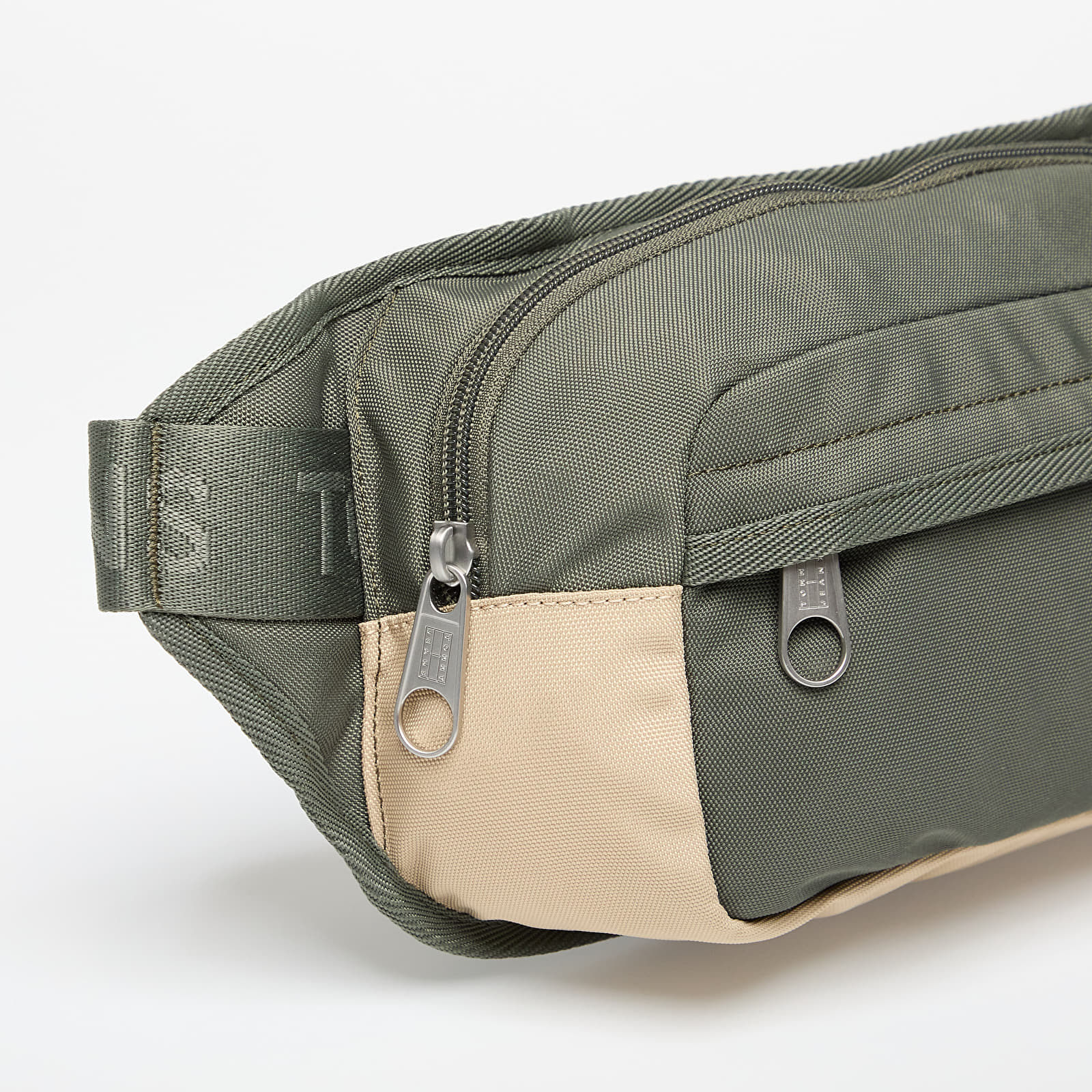 Bubrezi Tommy Jeans Essential Daily Bumbag Green