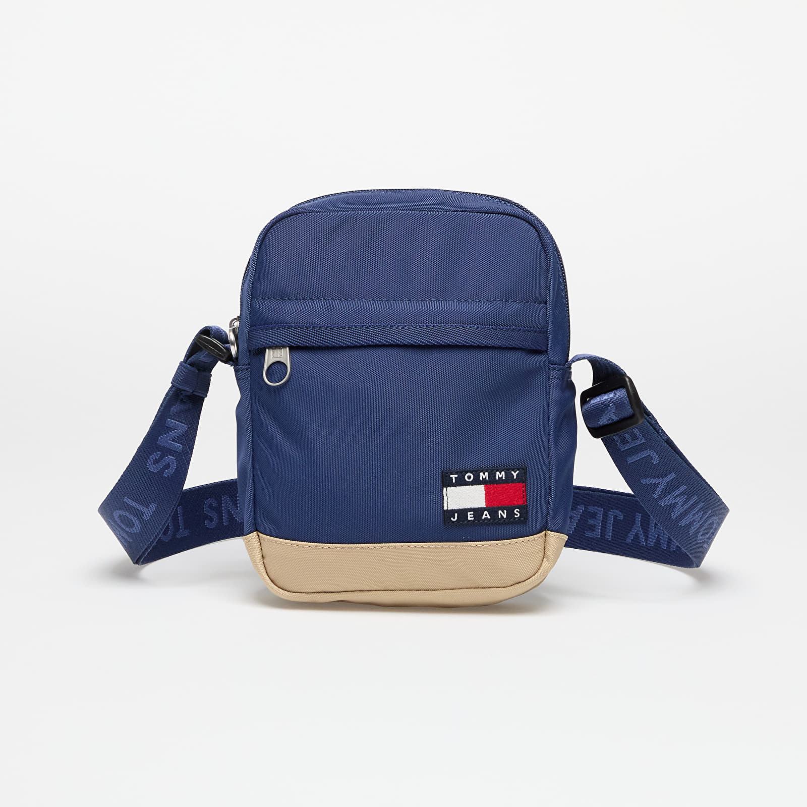 Tašky cez rameno Tommy Jeans Essential Daily Square Bag Blue