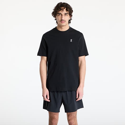 T-shirt On Graphic-T Black