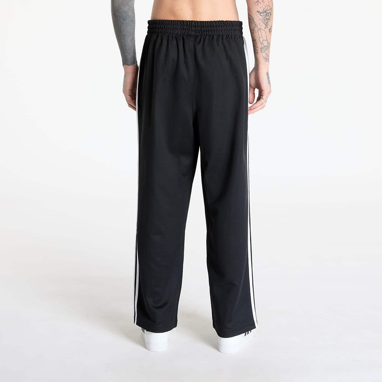Férfi nadrágok adidas Firebird Adicolor Baggy Fit Trackpant Black