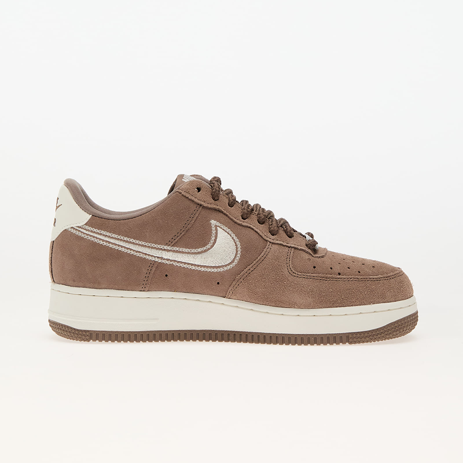 Męskie trampki i buty Nike Air Force 1 '07 Lv8 Mink Brown/ Sail