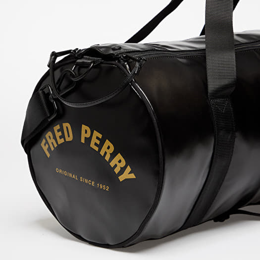 Duffle bag FRED PERRY Tonal Classic Barrel Bag Black/ Gold (L7260