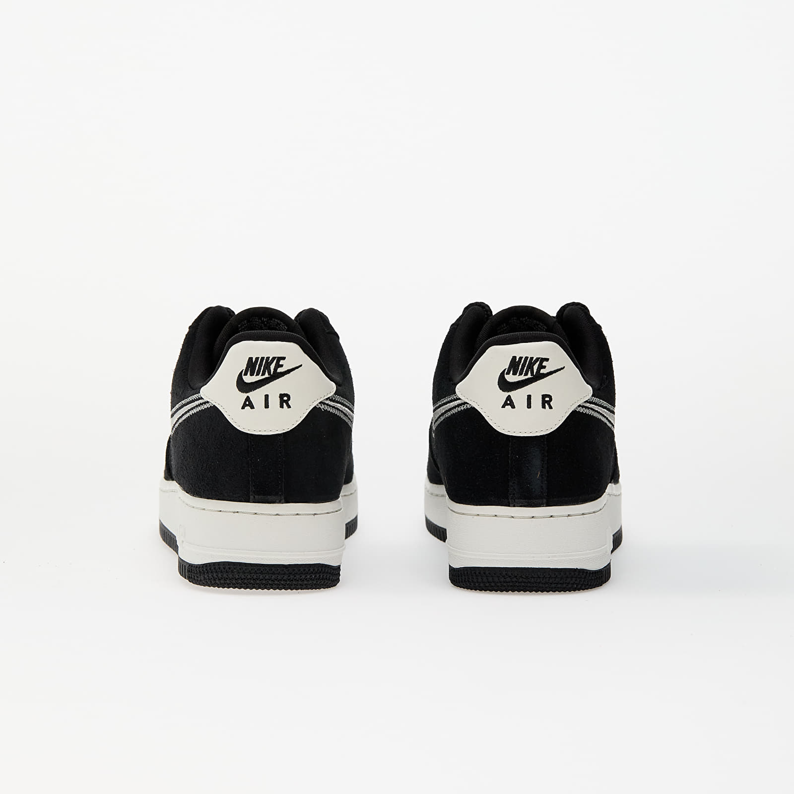 Férfi tornacipők és cipők Nike Air Force 1 '07 Lv8 Black/ Sail
