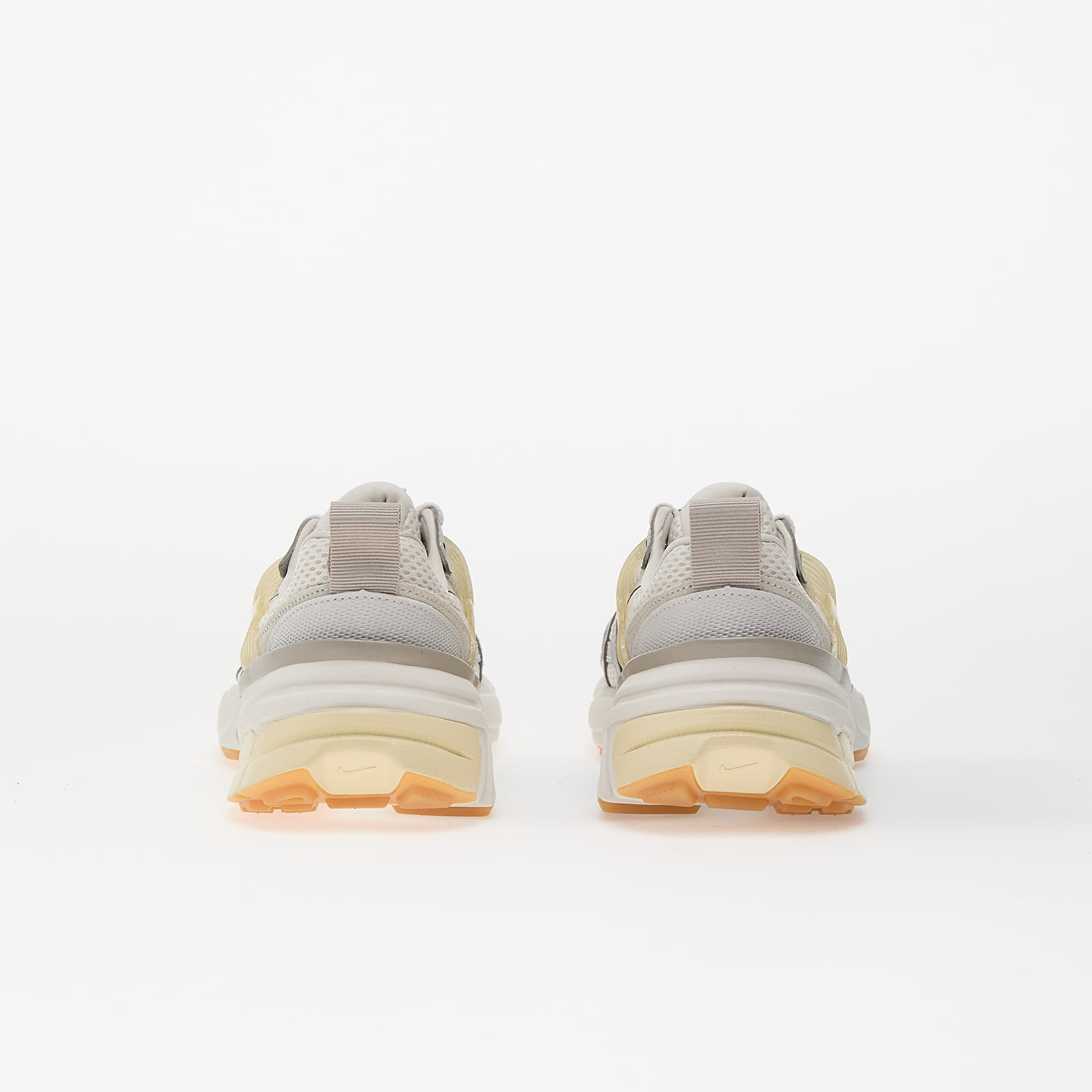 Dámské tenisky a boty Nike W V2K Run Phantom/ White-Lt Khaki-College Grey