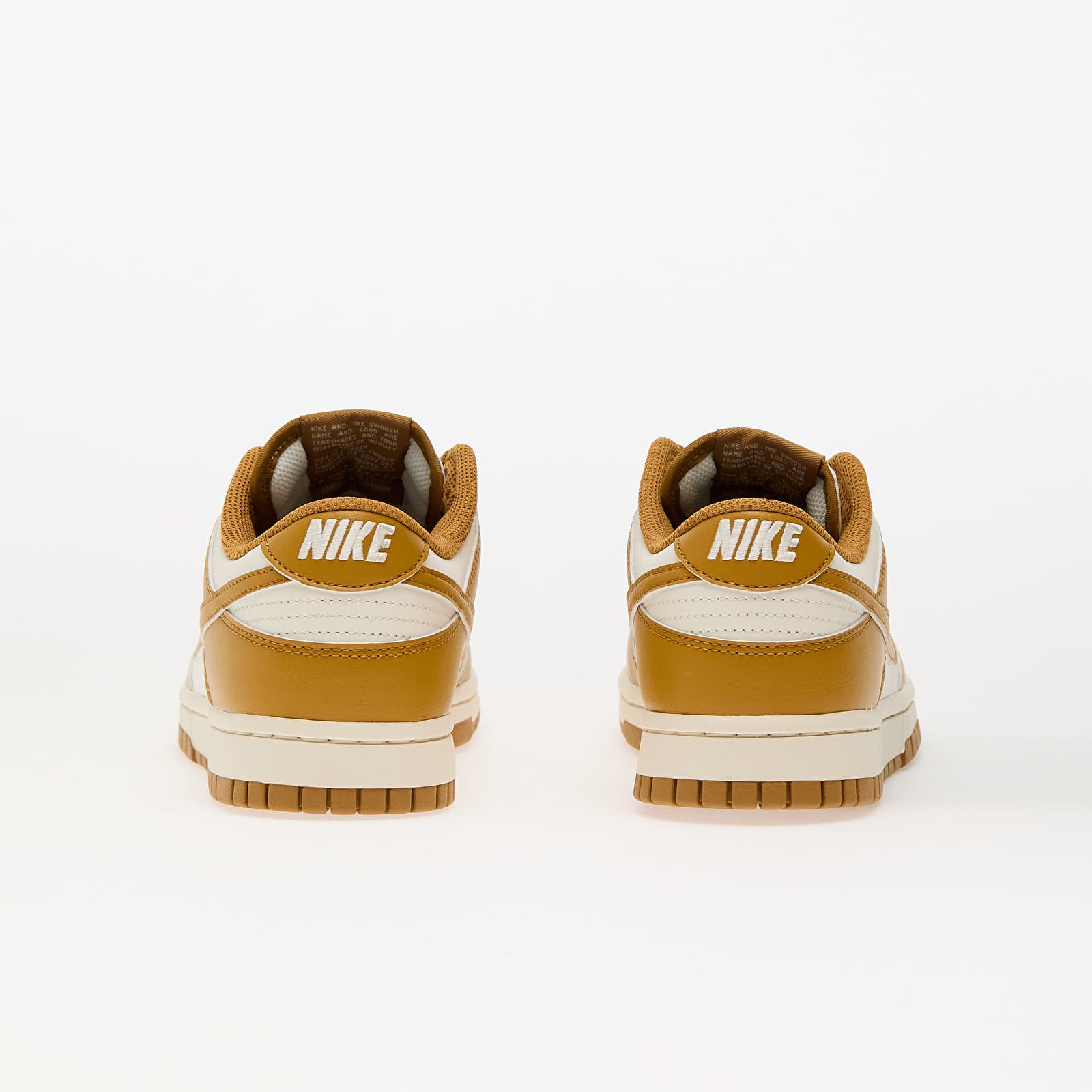 Meeste tossud ja kingad Nike Dunk Low Retro Pale Ivory/ Wheat-Pale Ivory