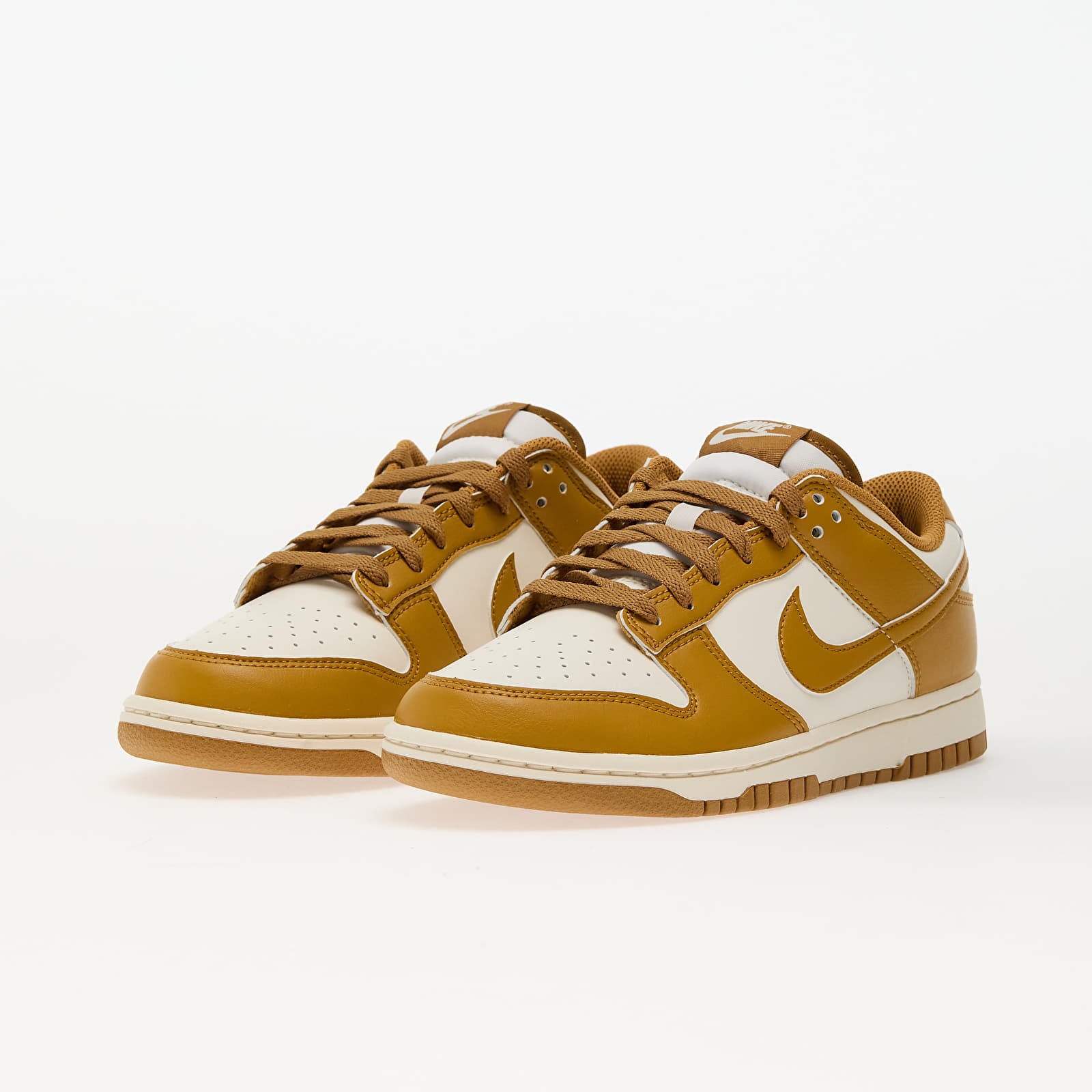Meeste tossud ja kingad Nike Dunk Low Retro Pale Ivory/ Wheat-Pale Ivory