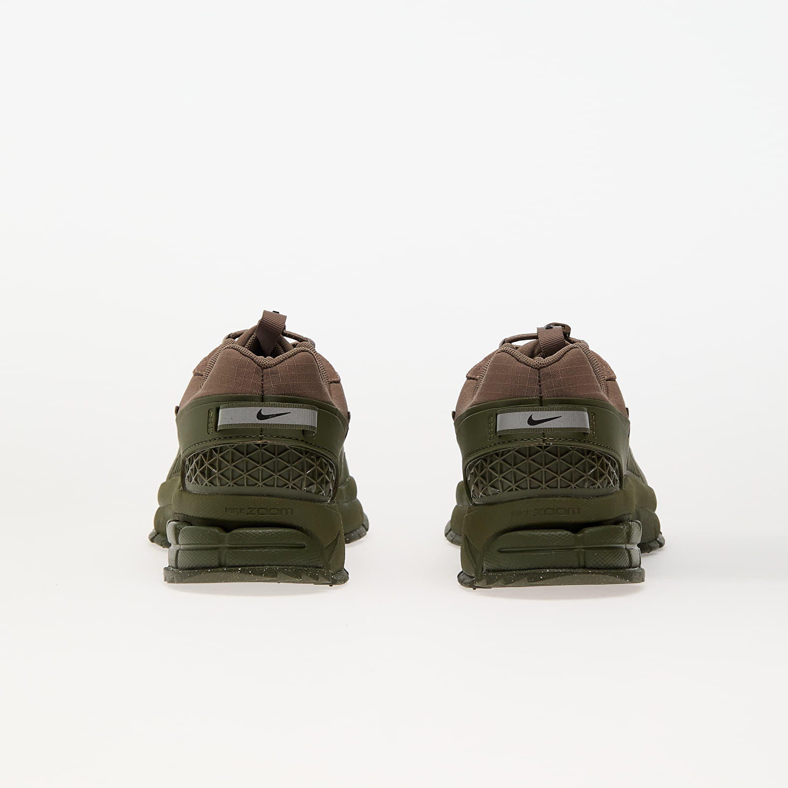 Meeste tossud ja kingad Nike Zoom Vomero Roam Mink Brown/ Mink Brown-Medium Olive