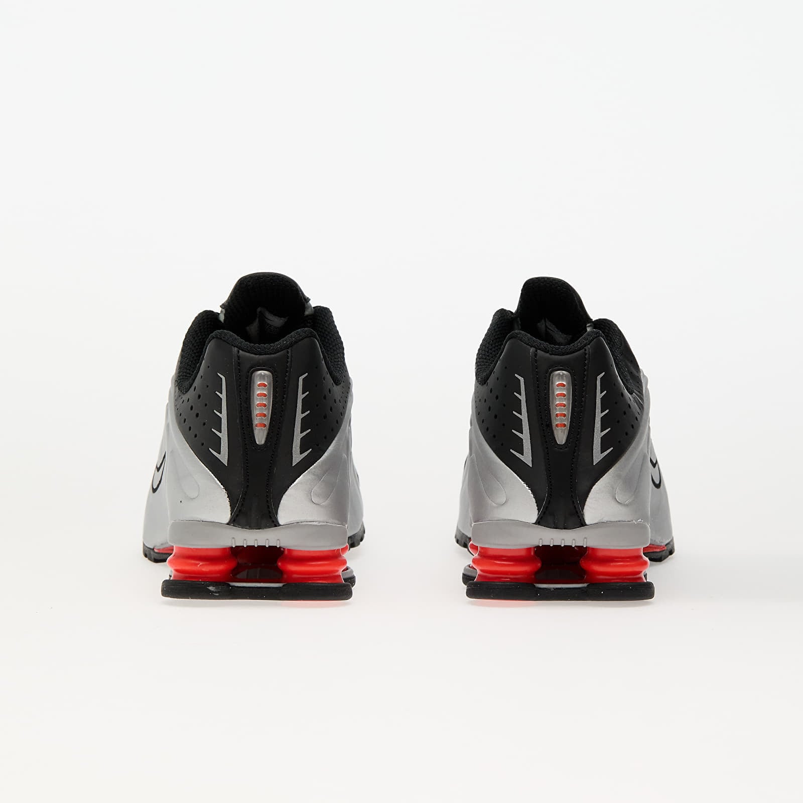 Sneakers Nike Shox R4 Metallic Silver/ Metallic Silver-Black EUR 47.5