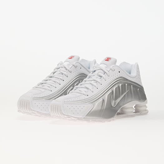 【レア】NIKE SHOX R4 LIC SILVER 27cm Nike Shox R4 Men's Shoes. Nike SI