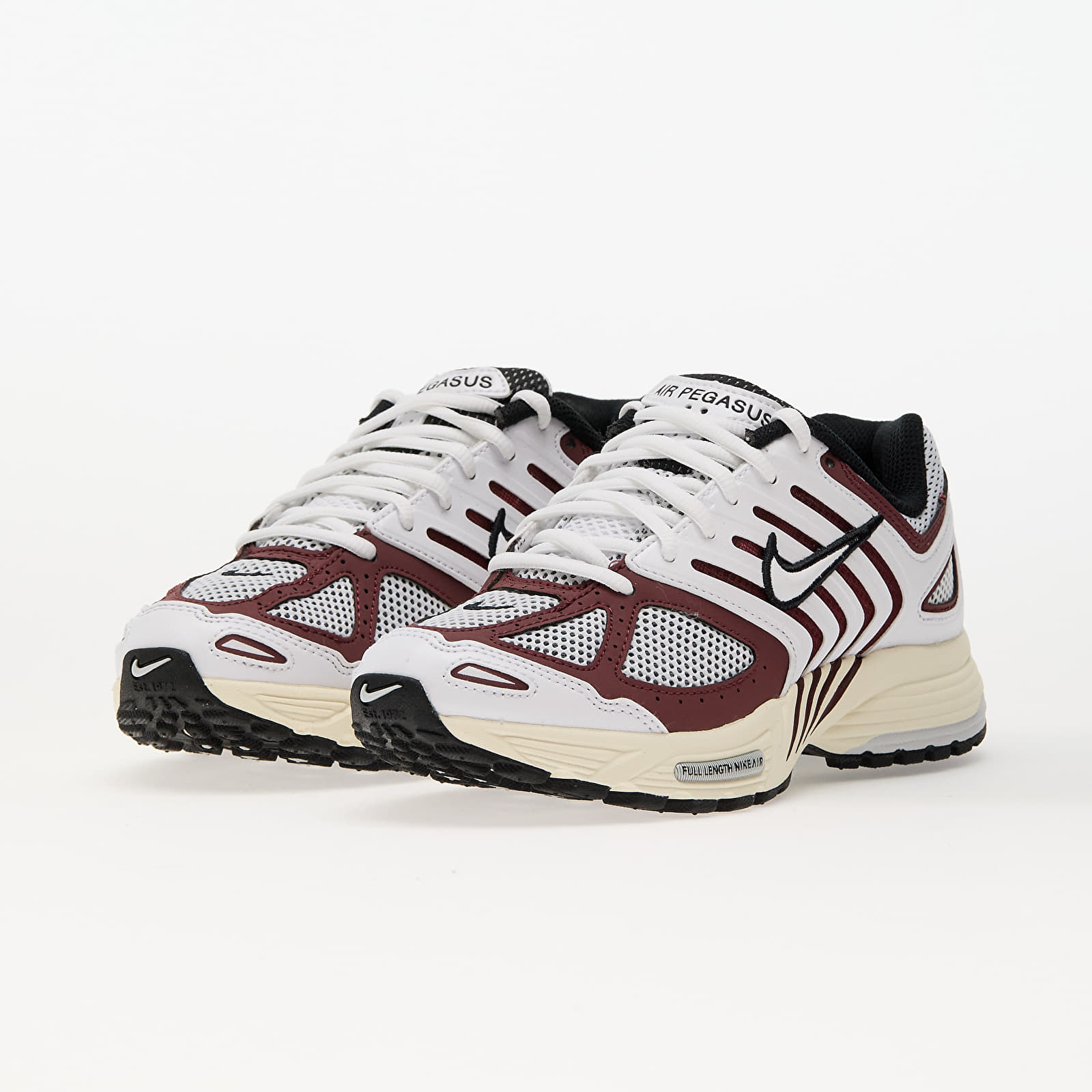 Sneakers og sko til kvinder Nike W Air Pegasus 2005 Dark Team Red/ White-Black-Pure Platinum
