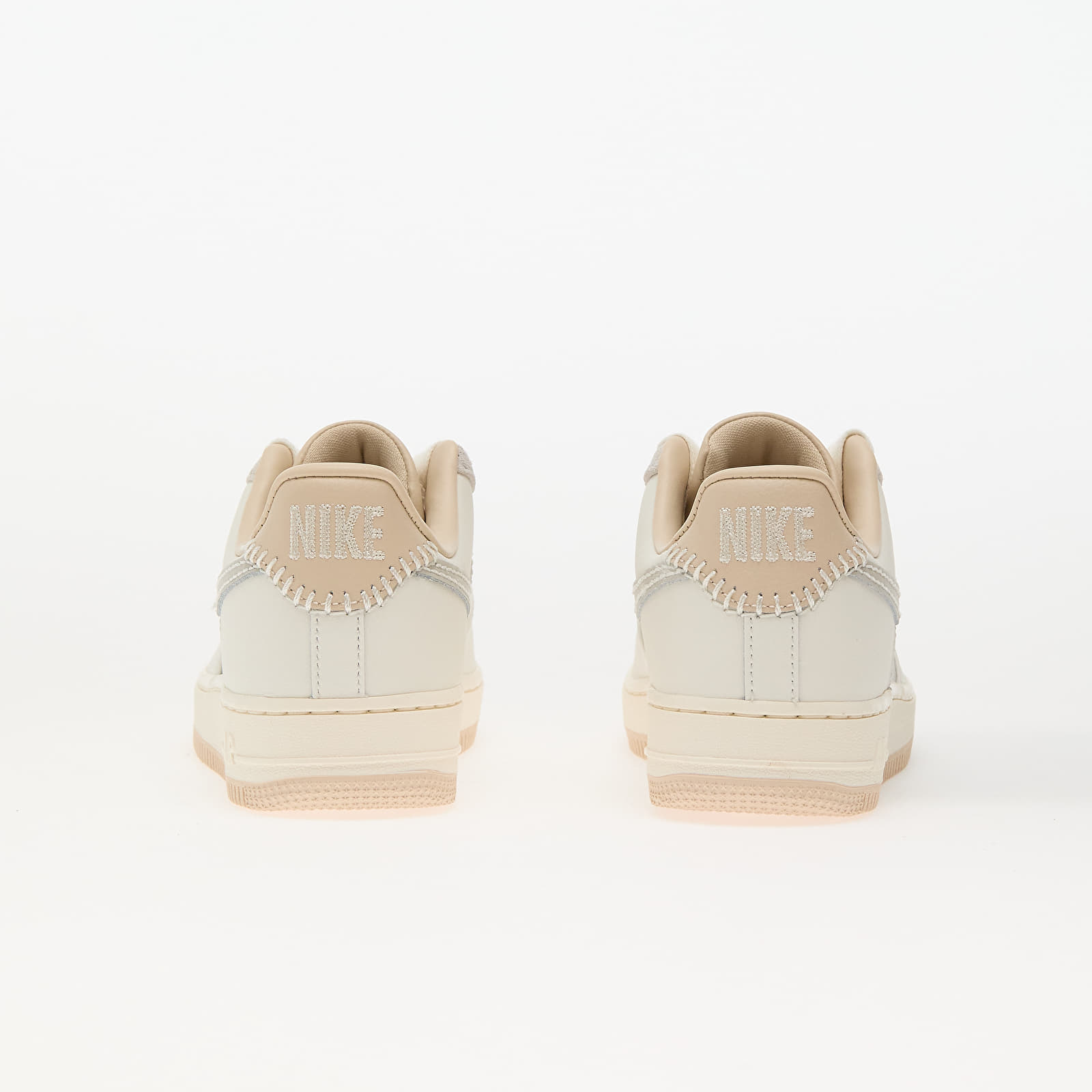 Damskie buty Nike W Air Force 1 '07 Light Bone/ Light Bone-Sail-Pink Oxford