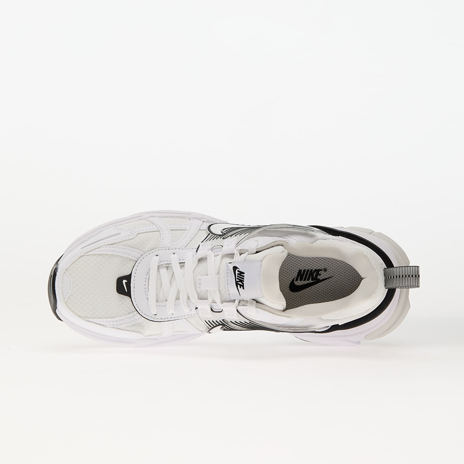 Naiste tossud ja kingad Nike W V2K Run White/ White-Platinum Tint-Summit White