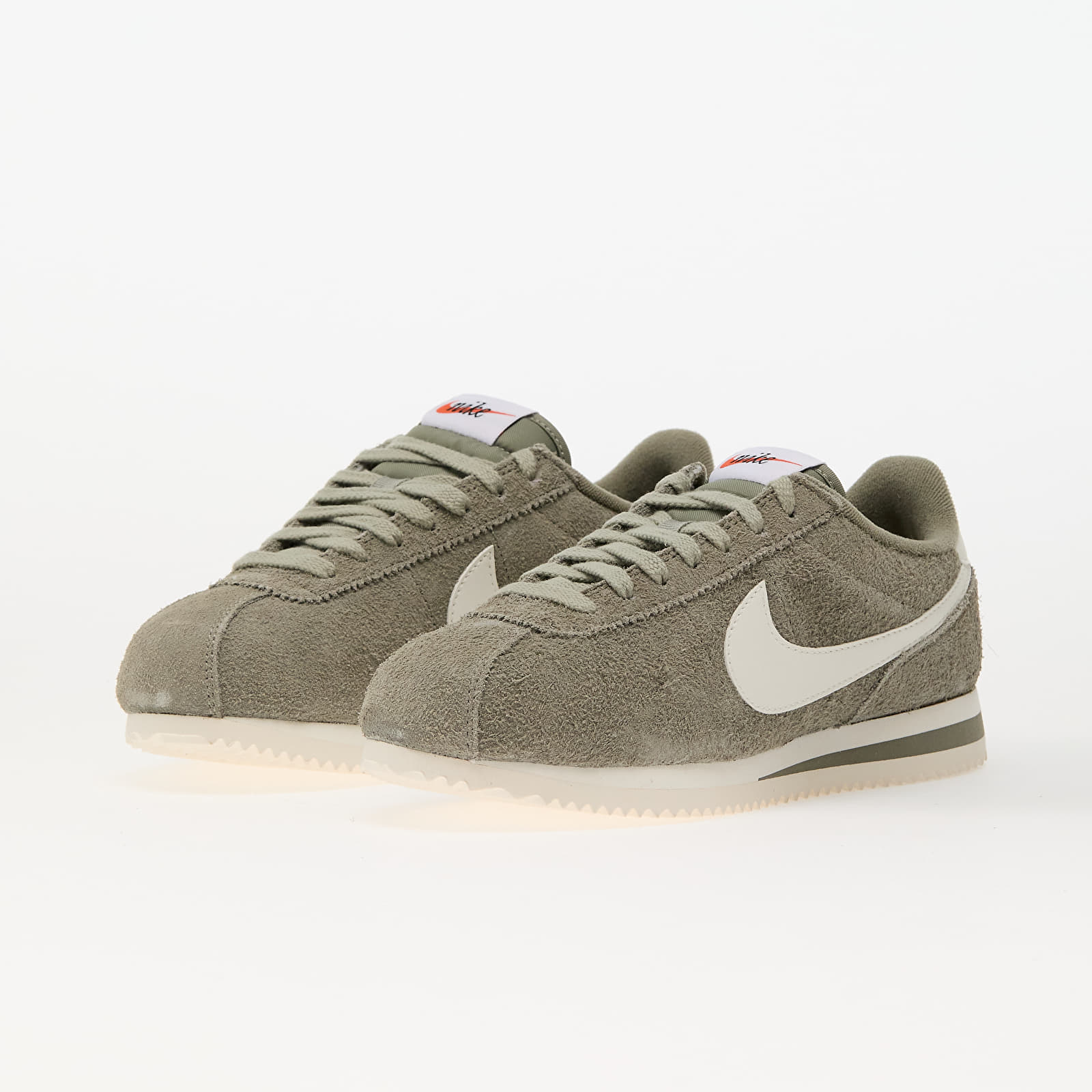 Sneakers und Schuhe für Frauen Nike W Cortez Vintage Suede Light Army/ Sail-Light Army