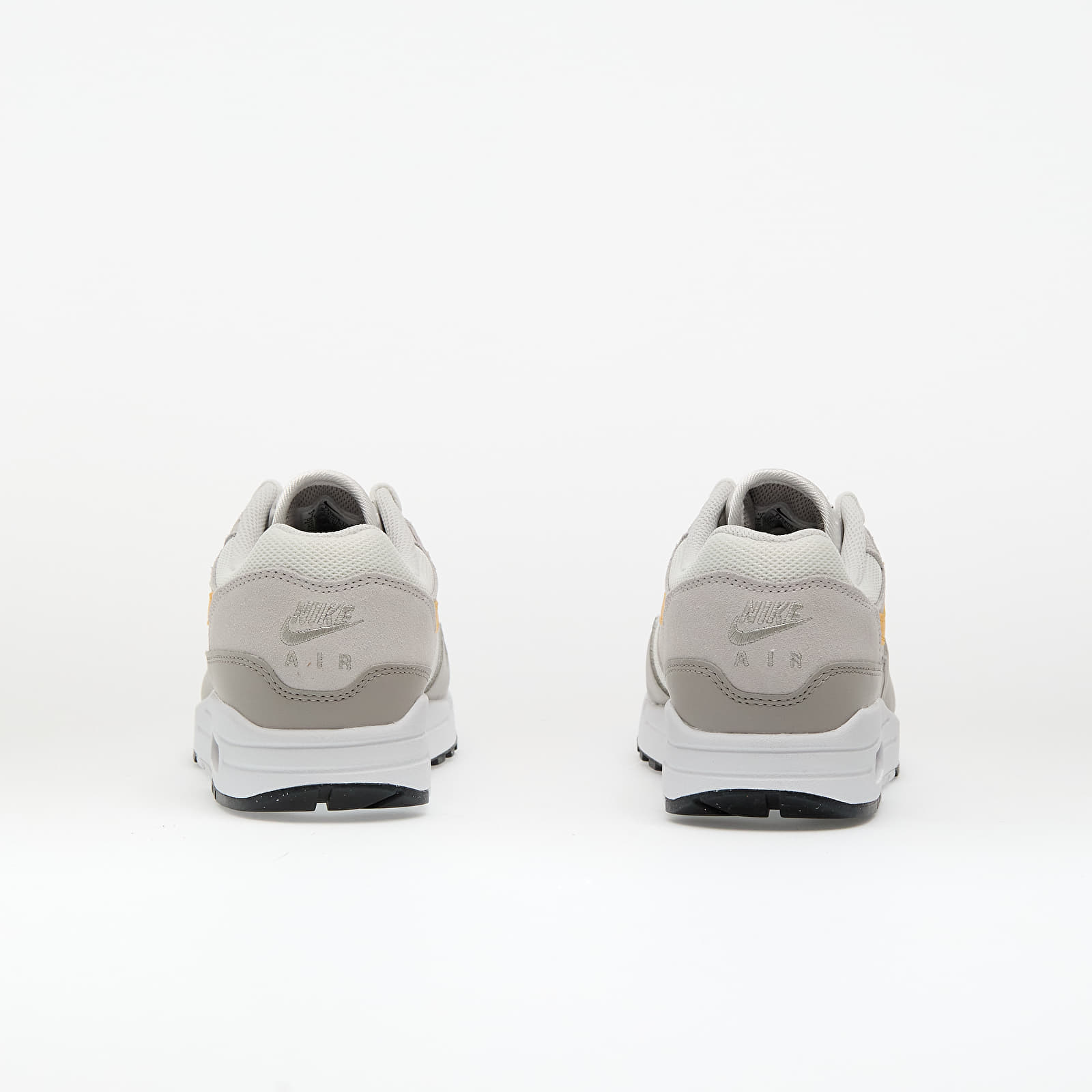 Zapatillas Hombre Nike Air Max 1 Essential Summit White/ University Gold-Vast Grey