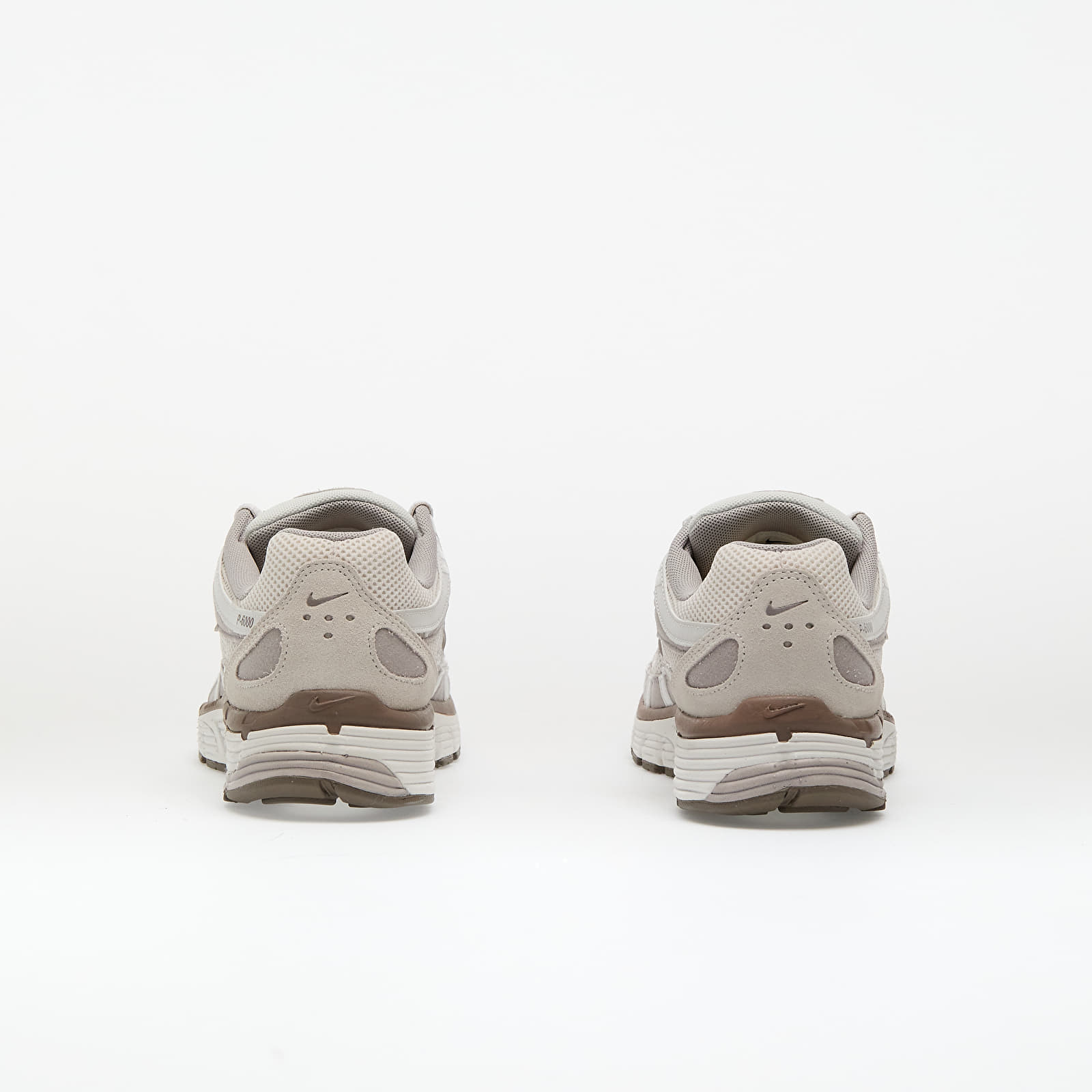 Жіноче взуття Nike W P-6000 Phantom/ Mink Brown-College Grey