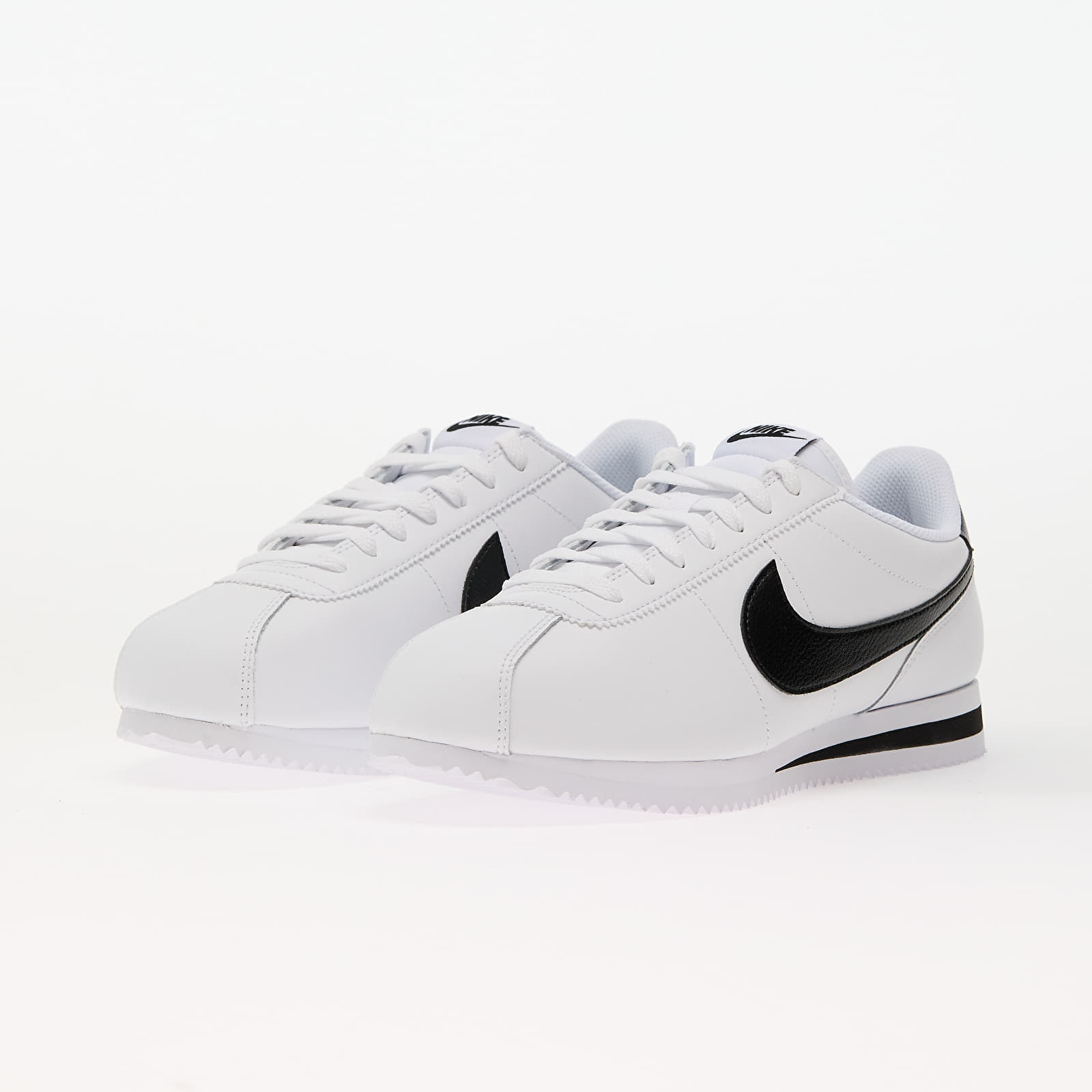 Men's sneakers and shoes Nike Cortez White/ Black