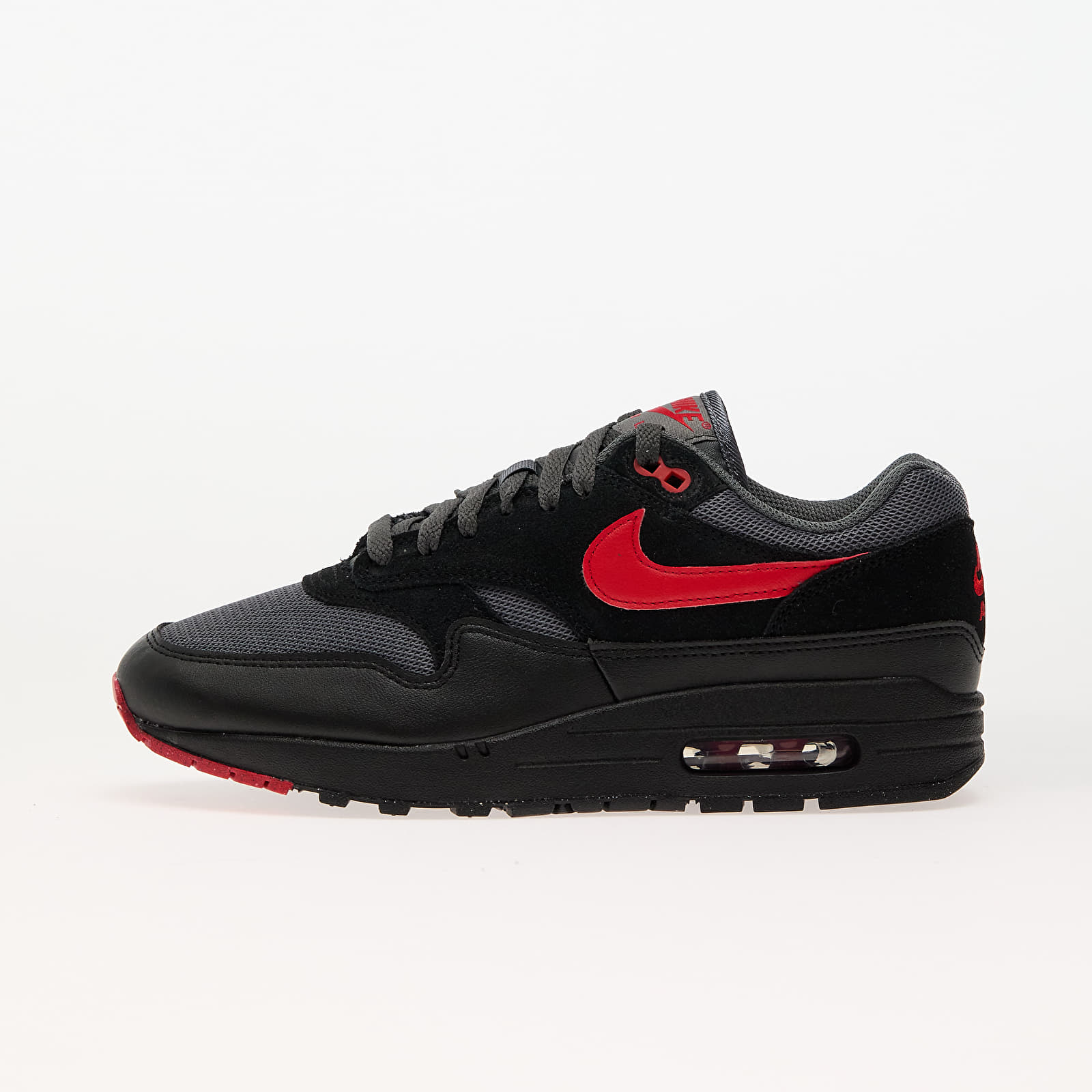 Men's sneakers and shoes Nike Air Max 1 Essential Black/ University Red-Iron Grey