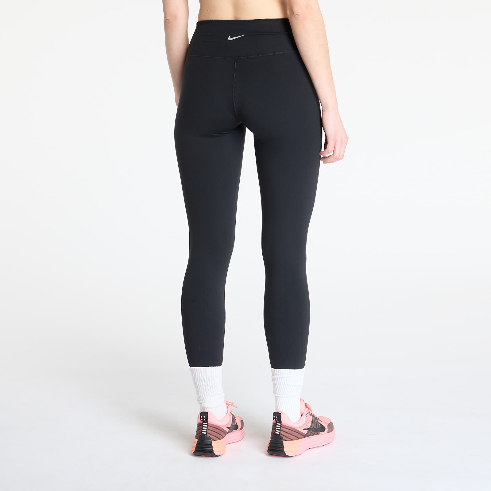 Naiste säärised Nike One Fitted Women's High-Waisted Full-Length Leggings Black