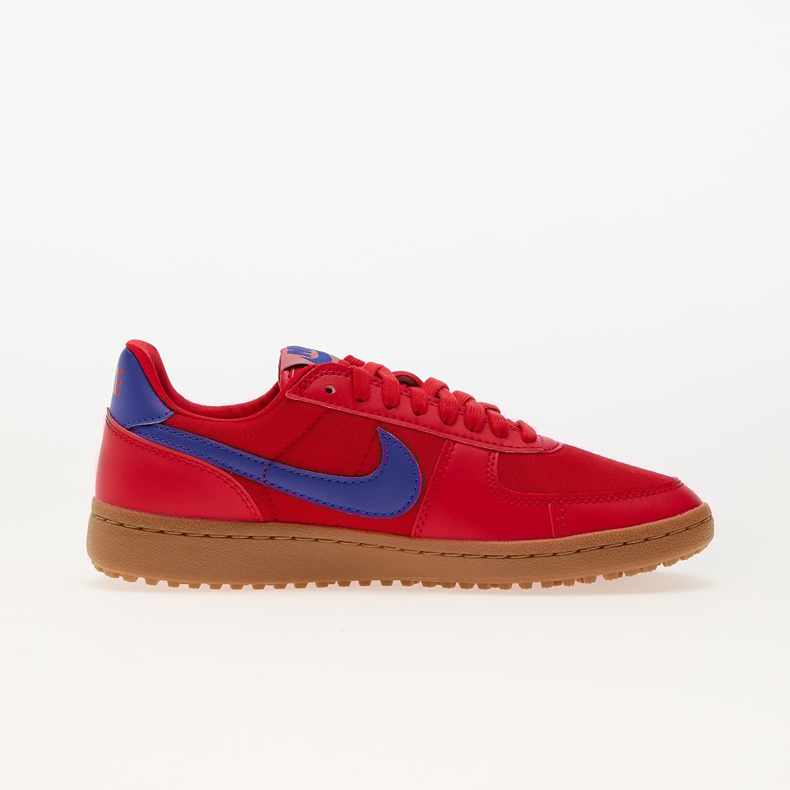Sneakers und Schuhe für Frauen Nike W Field General University Red/ Deep Night-Gum Med Brown