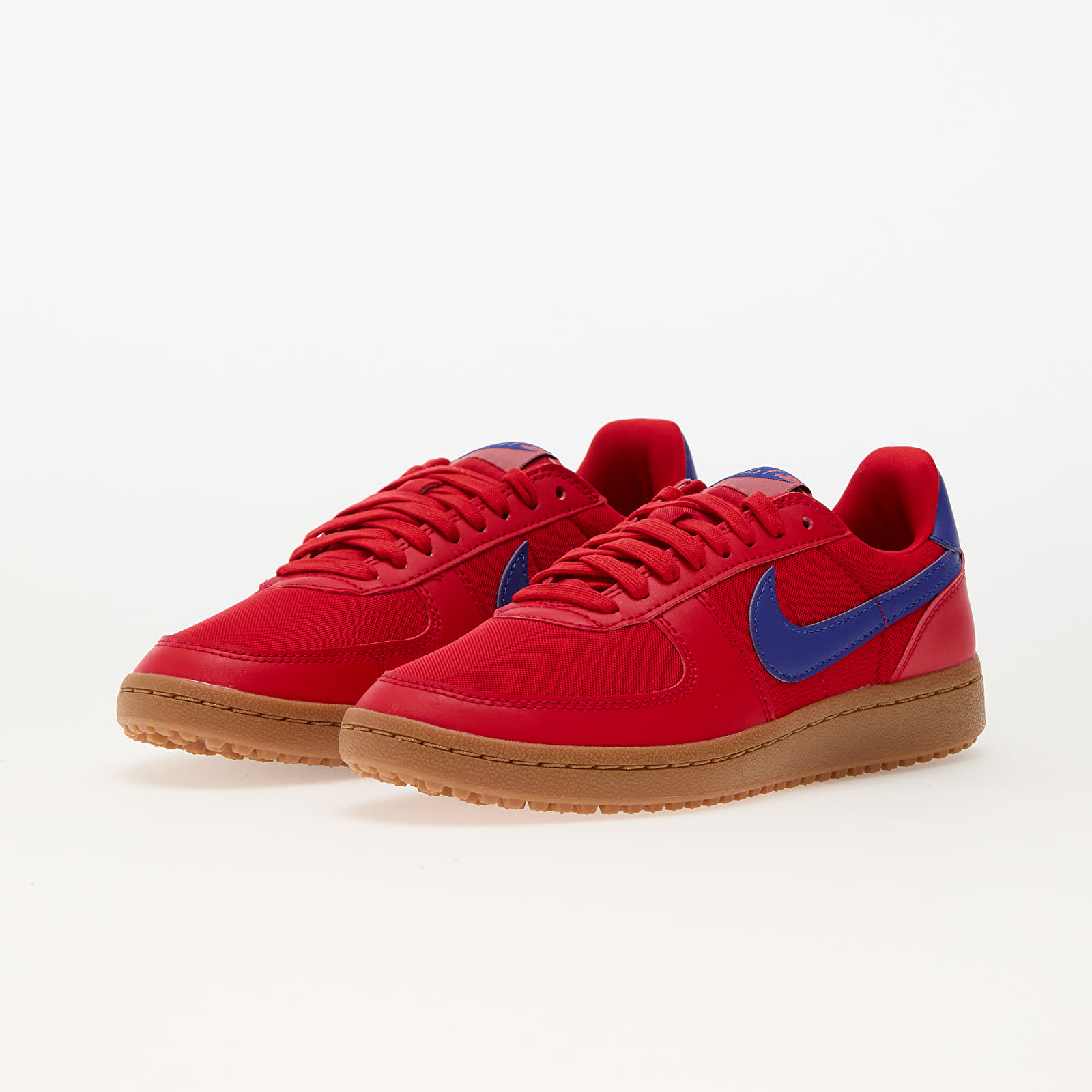 Sneakers und Schuhe für Frauen Nike W Field General University Red/ Deep Night-Gum Med Brown