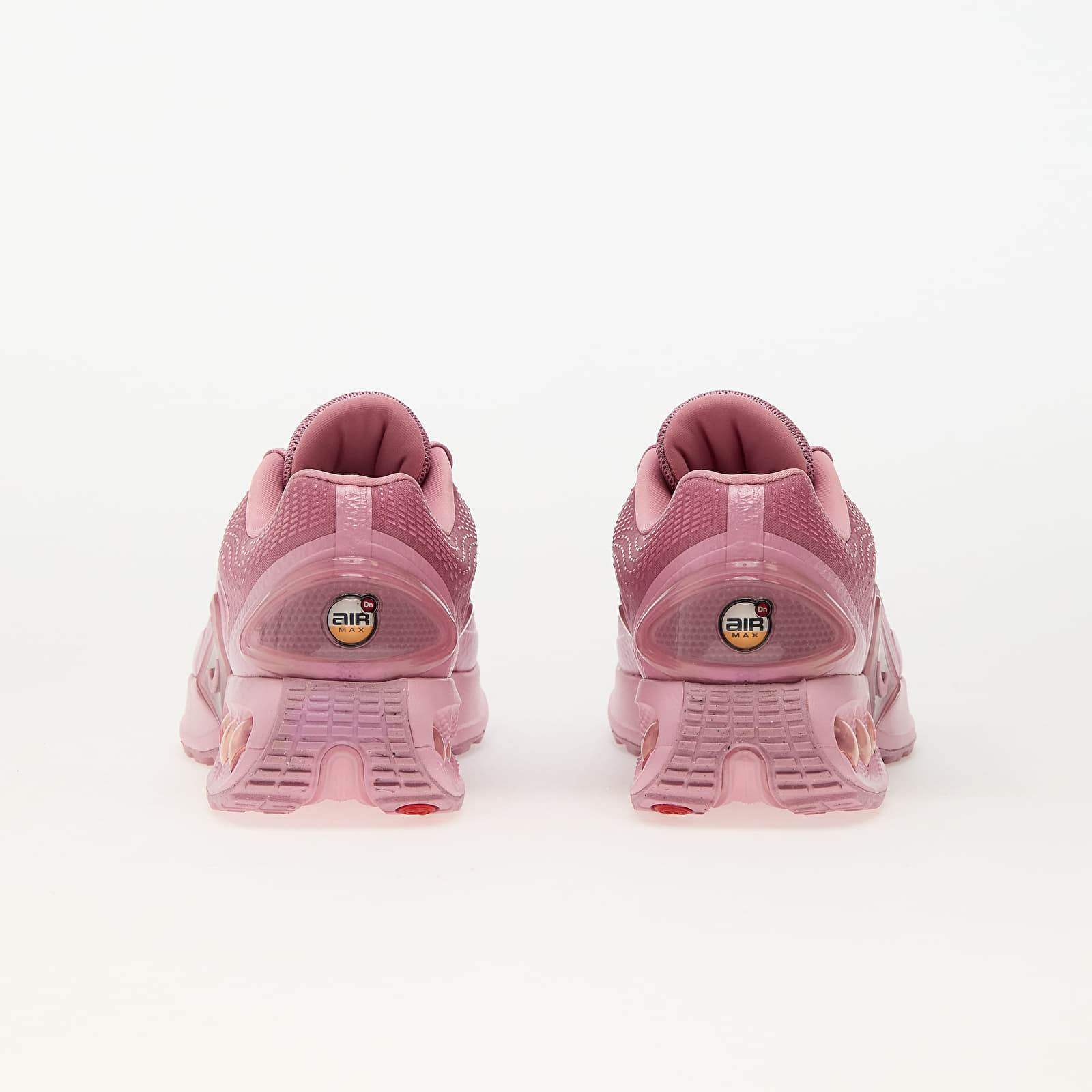 Damesschoenen Nike W Air Max DN Elemental Pink/ Desert Berry-Red Stardust