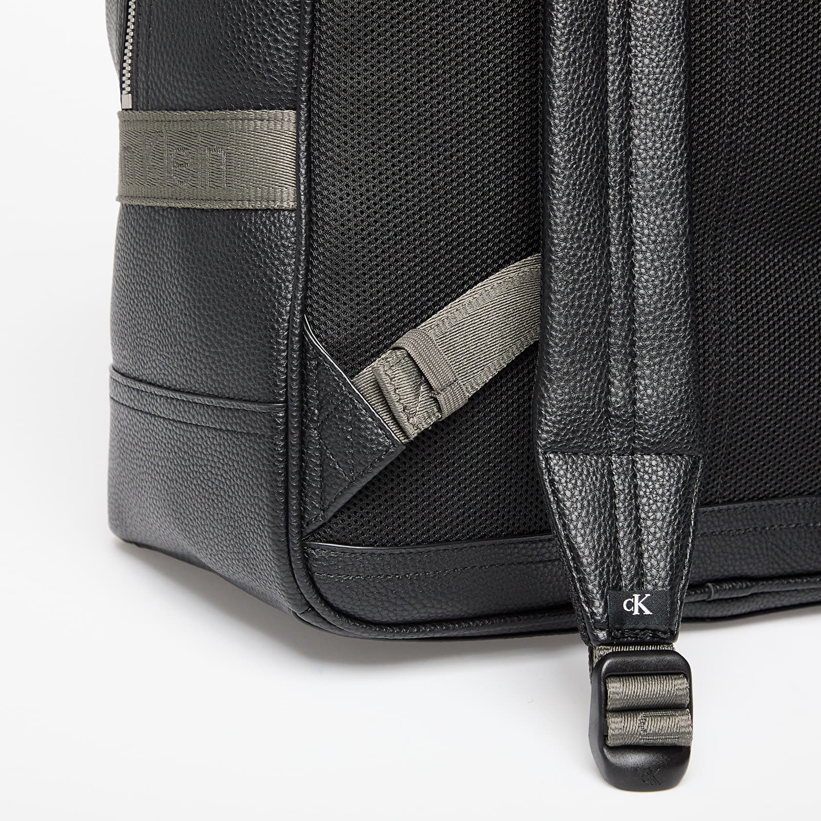 Mochilas para hombre Calvin Klein Jeans Cargo Backpack Black