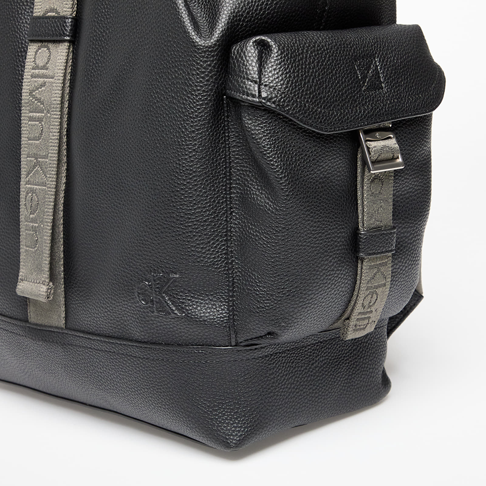 Plecaki męskie Calvin Klein Jeans Cargo Flap Backpack Black