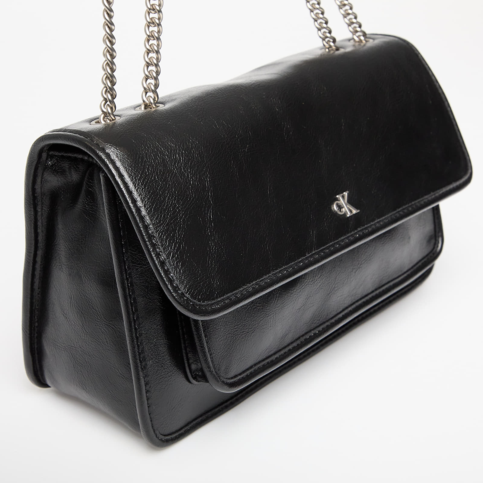 Válltáskák Calvin Klein Jeans Chain Flap Bag Black