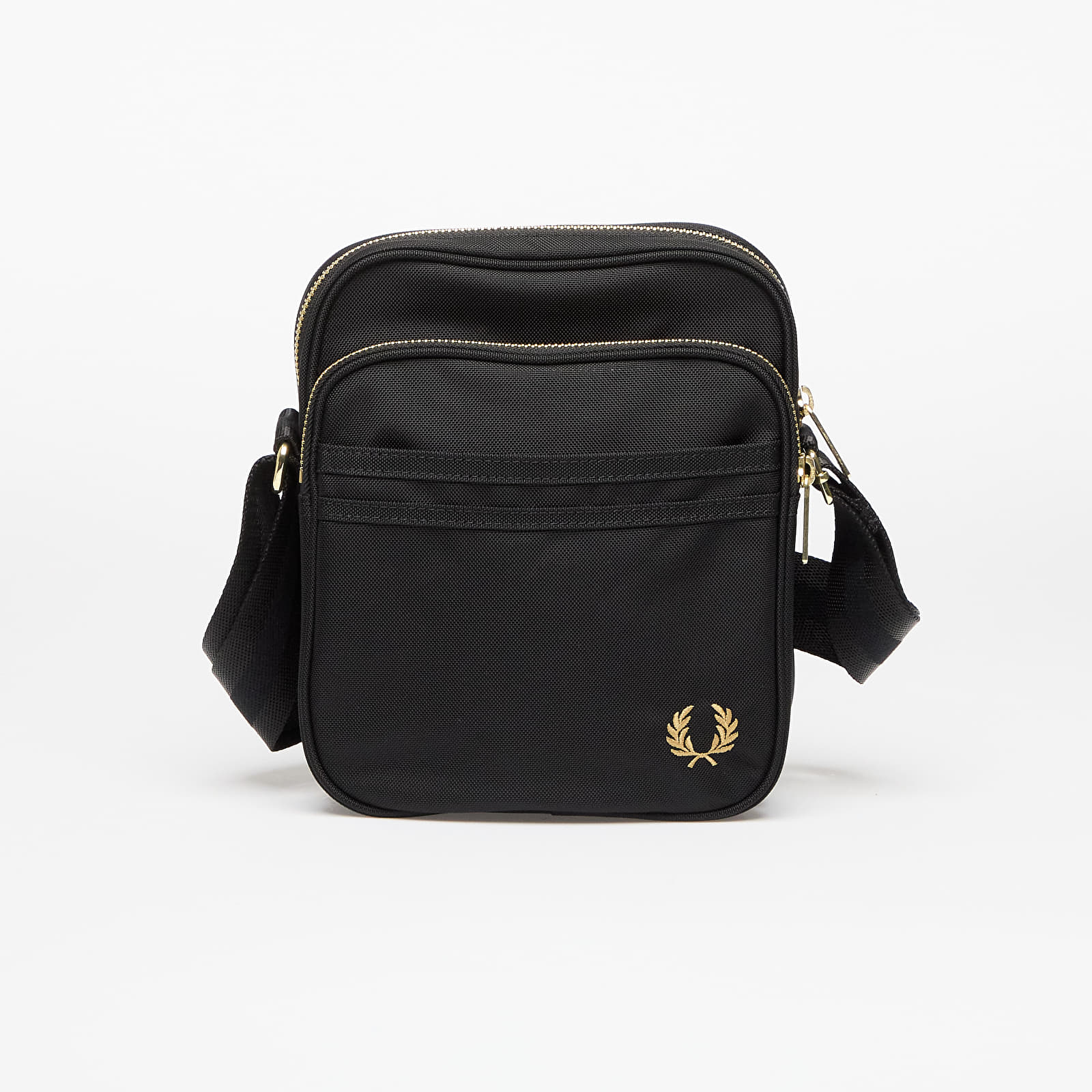 Shoulder bags FRED PERRY Textured Nylon Side Bag Black