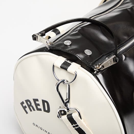 Winkel Voor Fred Perry Tonal Classic Barrel Polyester Zwarte/Gouden Crossbodytas