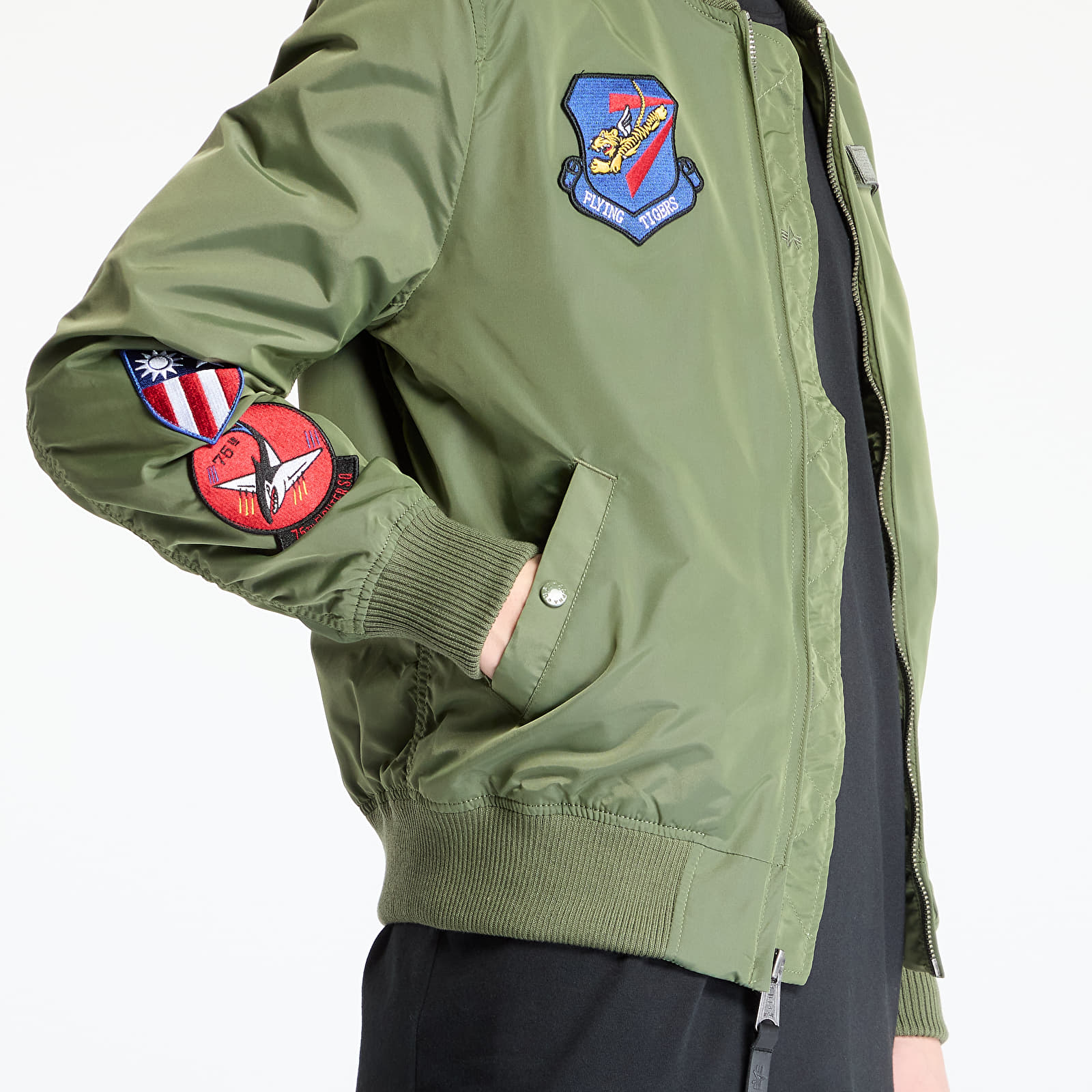 Kurtki Alpha Industries MA-1 TT Flying Tigers Sage Green