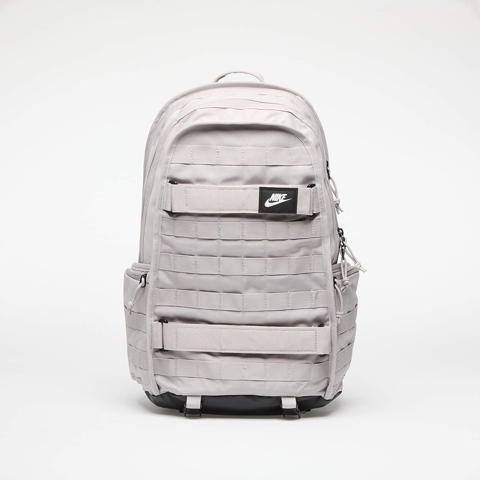 Pánské batohy Nike Sportswear 26L RPM Backpack College Grey/ Black/ Summit White