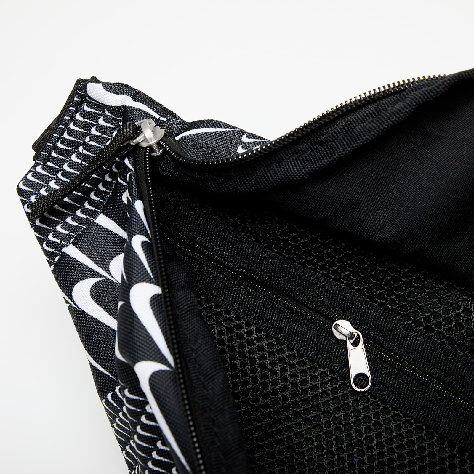 Neerupakid Nike Heritage Crossbody Bag 3L Black/ White/ White