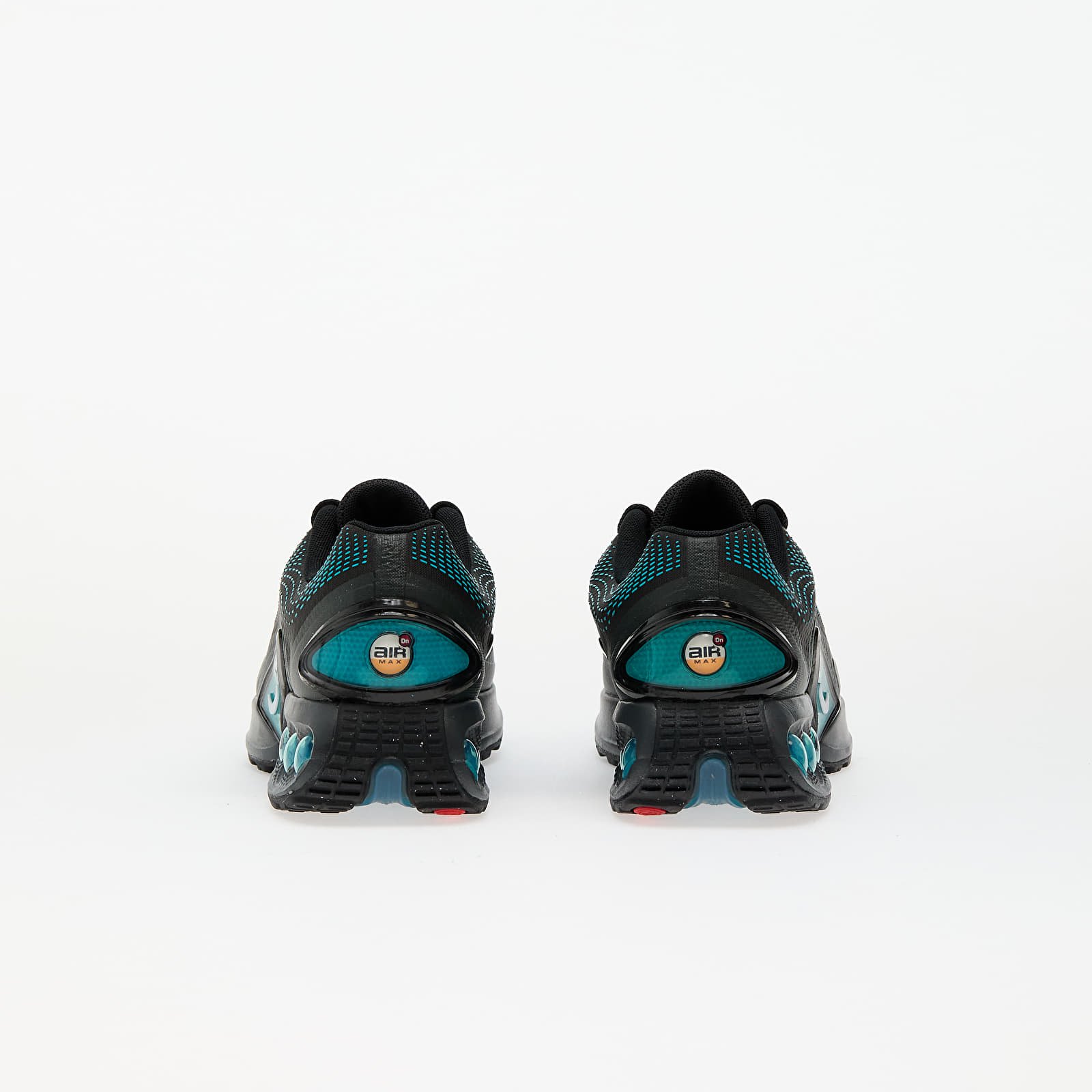 Meeste tossud ja kingad Nike Air Max DN Es Black/ White-Dusty Cactus-Black