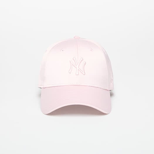 Cap New Era MLB New York Yankees Satin 9FORTY Adjustable Cap Pastel Pink