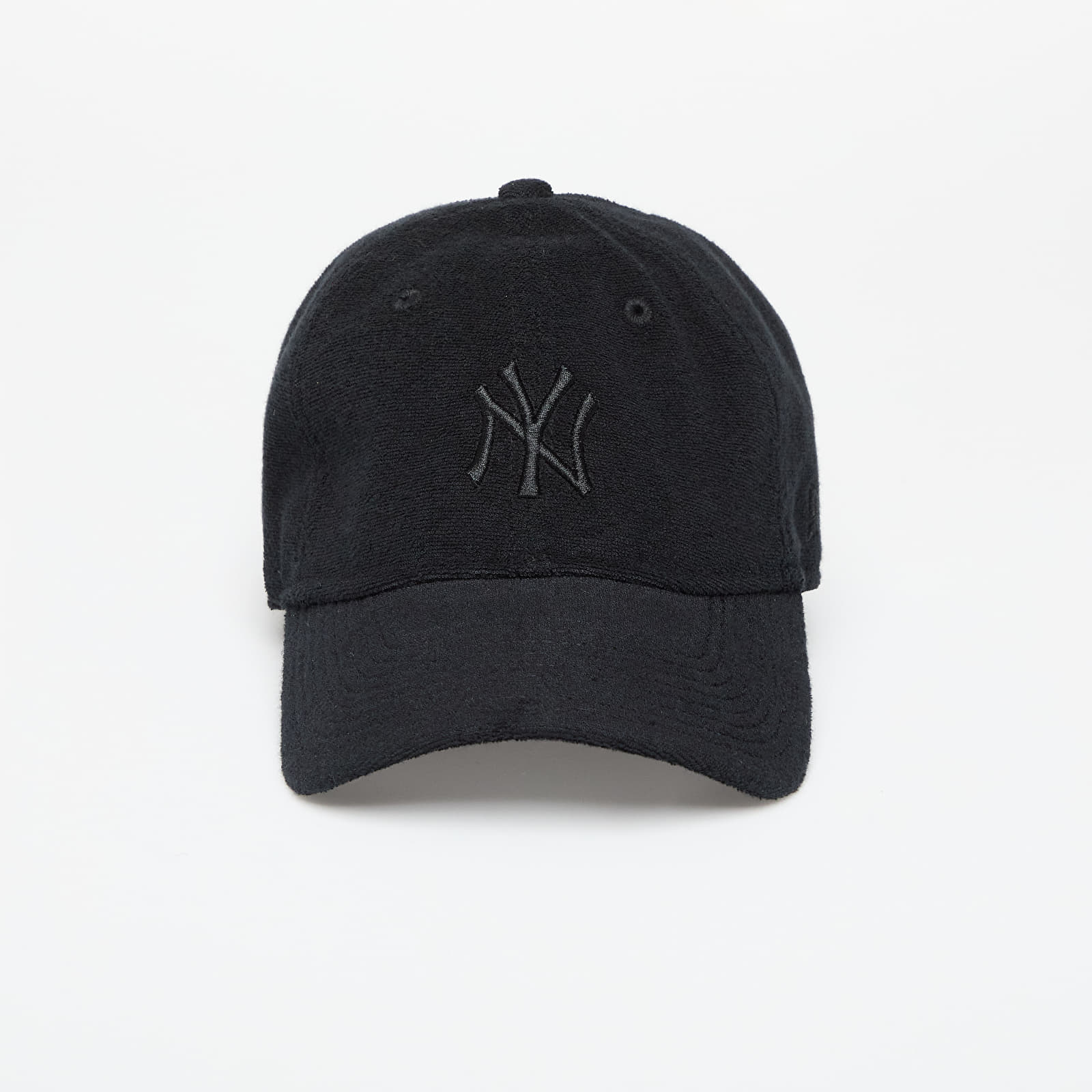 New Era MLB New York Yankees 9TWENTY Towelling Adjustable Cap Black/ Black Universal