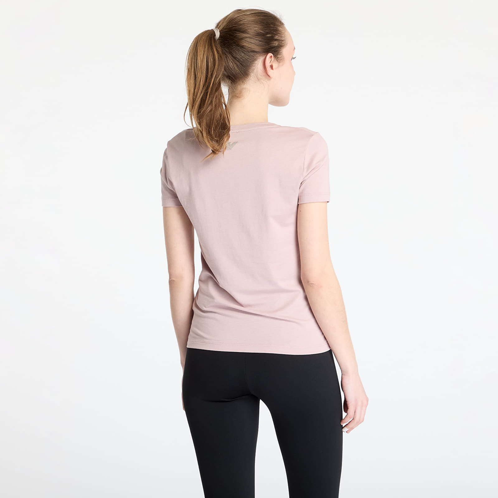 Majice EA7 Emporio Armani Train Evolution W Tee Ss Big L Fawn